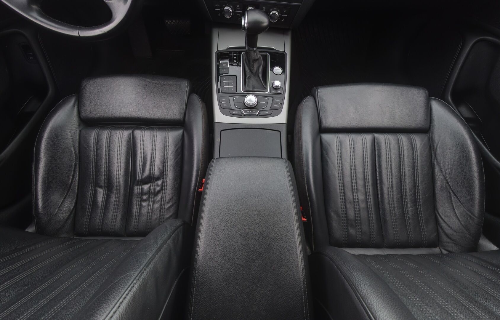 Audi A6 2012 2.0 TDI Sedan Business 130 kW multitronic Start-Stop * Webasto / Vakkari / Penkinlämmittimet / Koukku / Tutkat * - Öljynkulutusremontti tehty! / Jakohihna vaihdettu / Suomi-auto / Myydään juuri huollettuna ja katsastettuna!