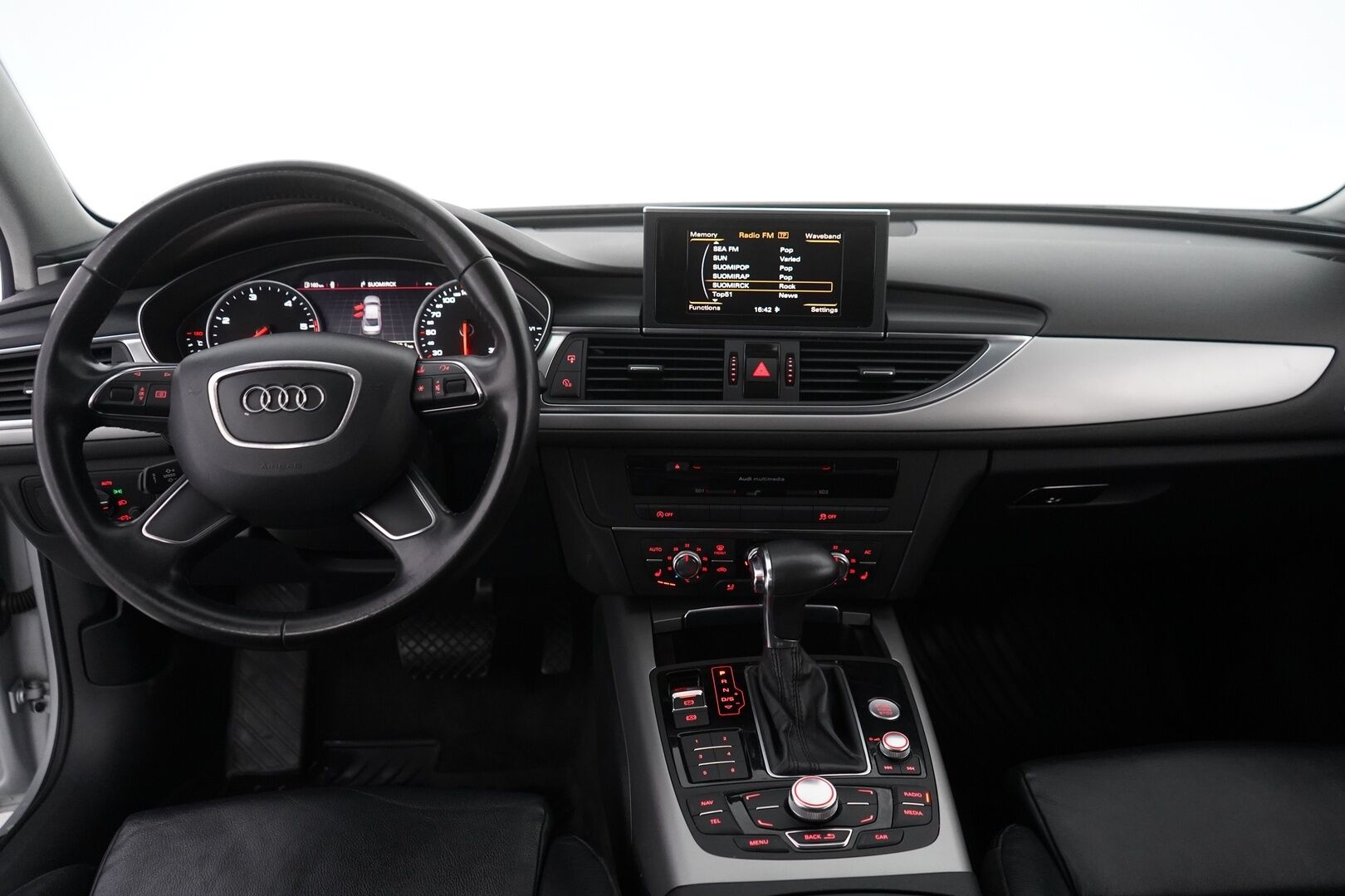Audi A6 2012 2.0 TDI Sedan Business 130 kW multitronic Start-Stop * Webasto / Vakkari / Penkinlämmittimet / Koukku * - Öljynkulutusremontti tehty! / Jakohihna vaihdettu / Suomi-auto / Myydään juuri huollettuna ja katsastettuna!