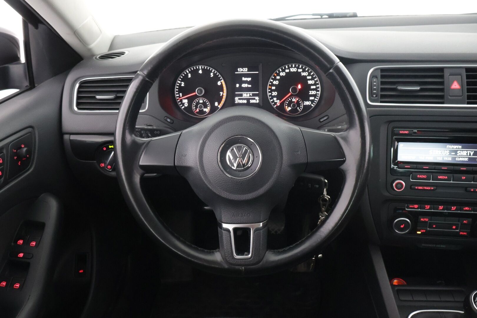 Volkswagen Jetta 2012 *Myydään huutokaupat.com*
