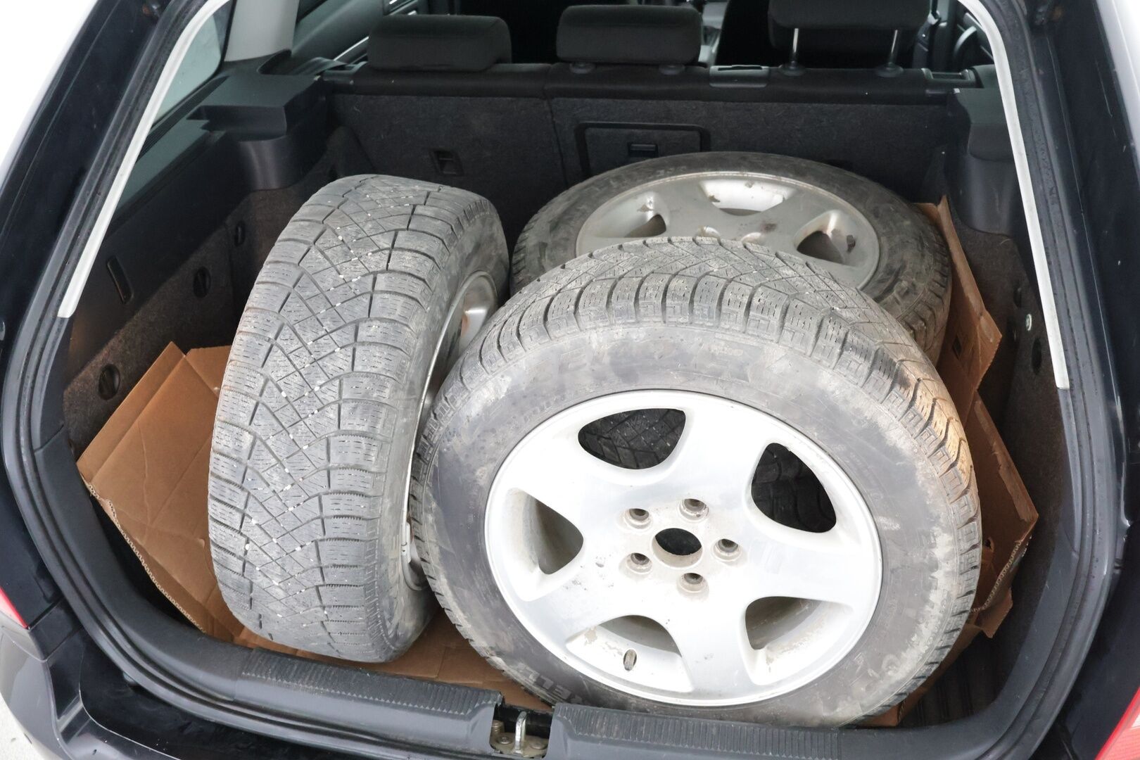 Skoda Octavia 2012 Combi 2,0 TDI 140 4x4 Elegance DSG Autom. *YritysOulet - Myydään vain Yrityksille* - | Suomi-auto | Tutkat | Neliveto | Vetokoukku | 2x renkaat |
