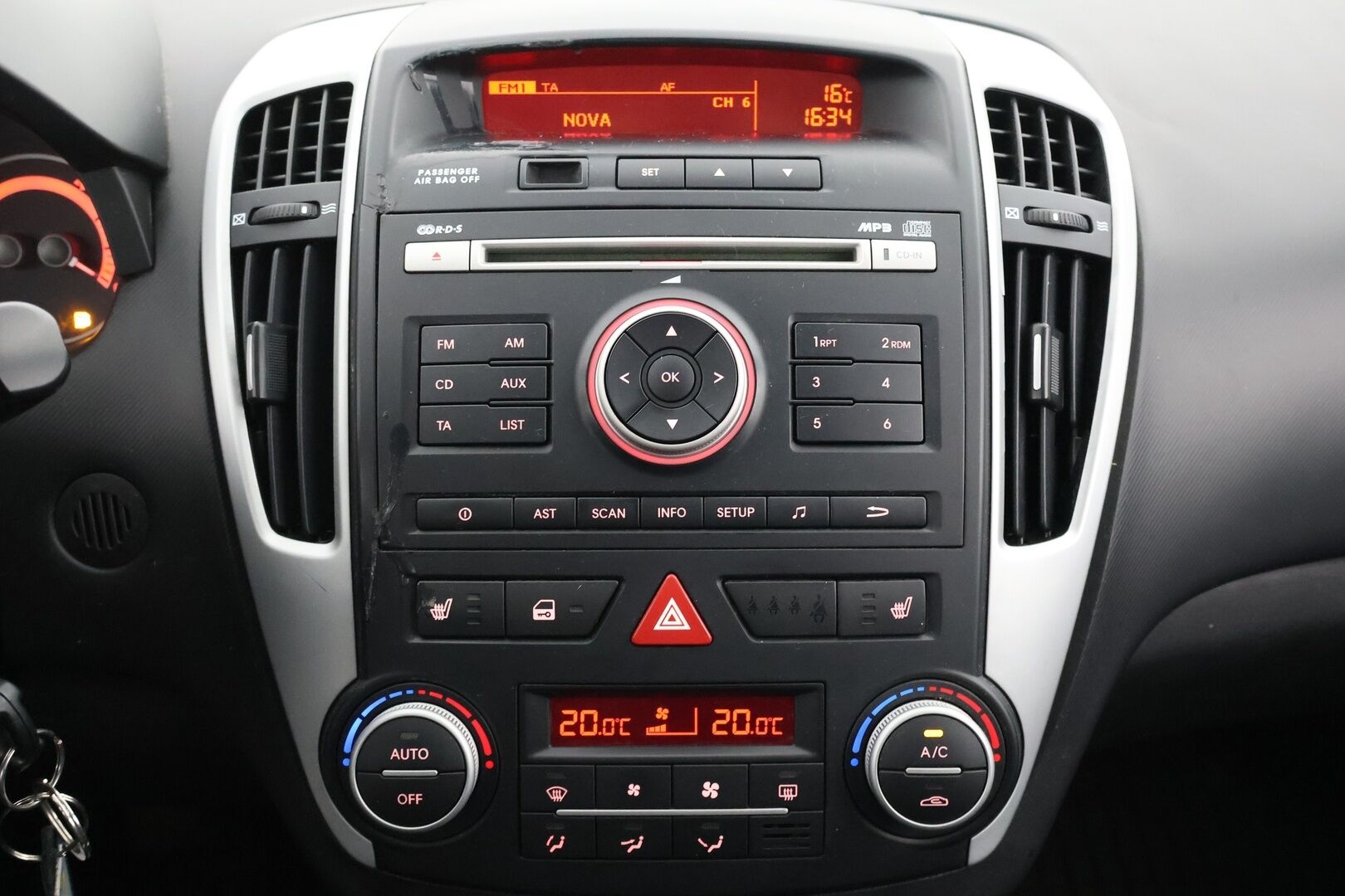 Kia CEE'D 2012 1,6 ISG Active SW EcoDynamics - Myydään huutokaupat.com:issa! - KORKO VAIN 3,99 %