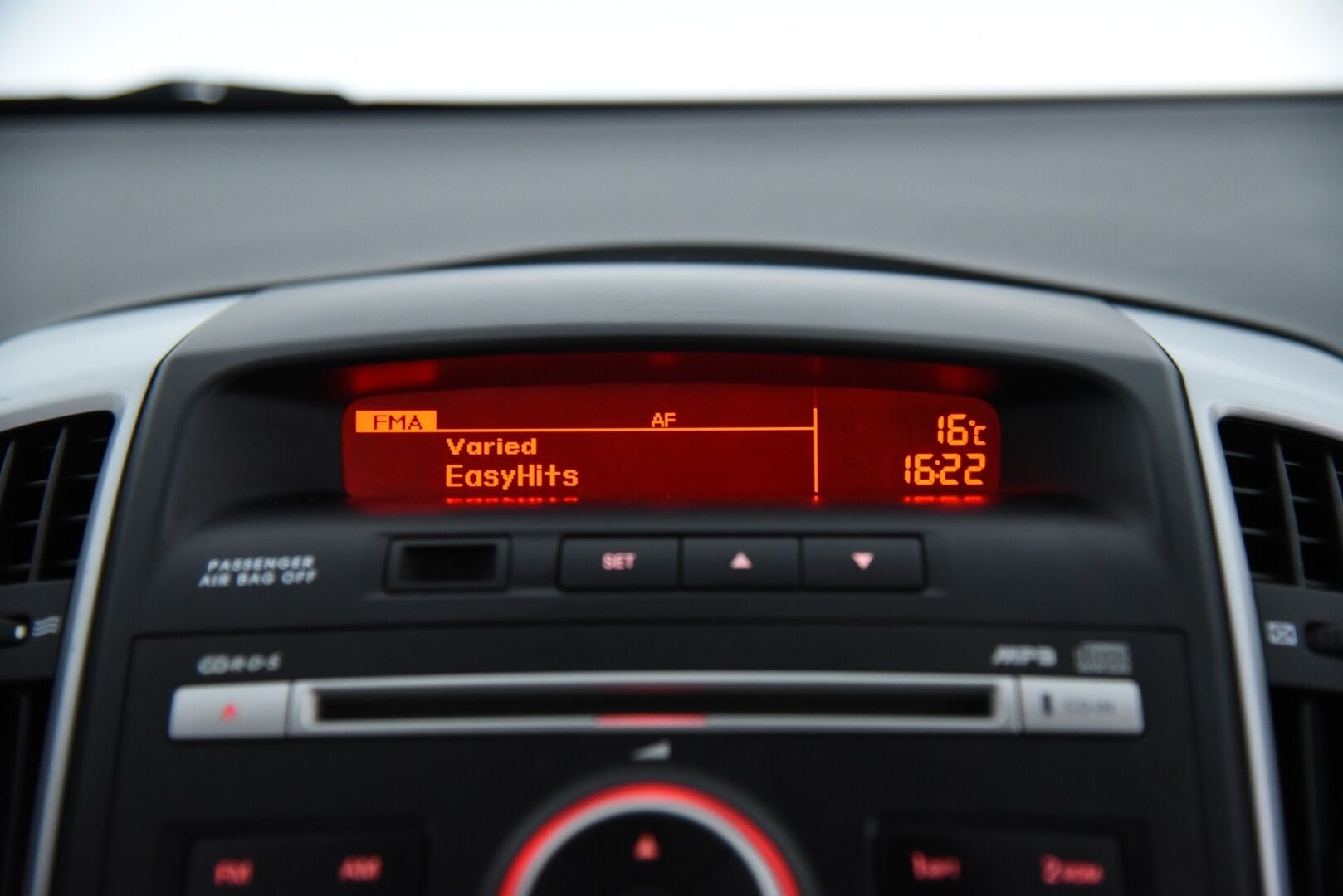 Kia cee'd 2012 1,6 ISG Active SW EcoDynamics / Lohkolämmitin / Vetokoukku / Suomi-auto / - YritysOutlet - Myydään vain yrityksille - Huoltokirja! / Siisti tilava farmari! / 2x Renkaat!