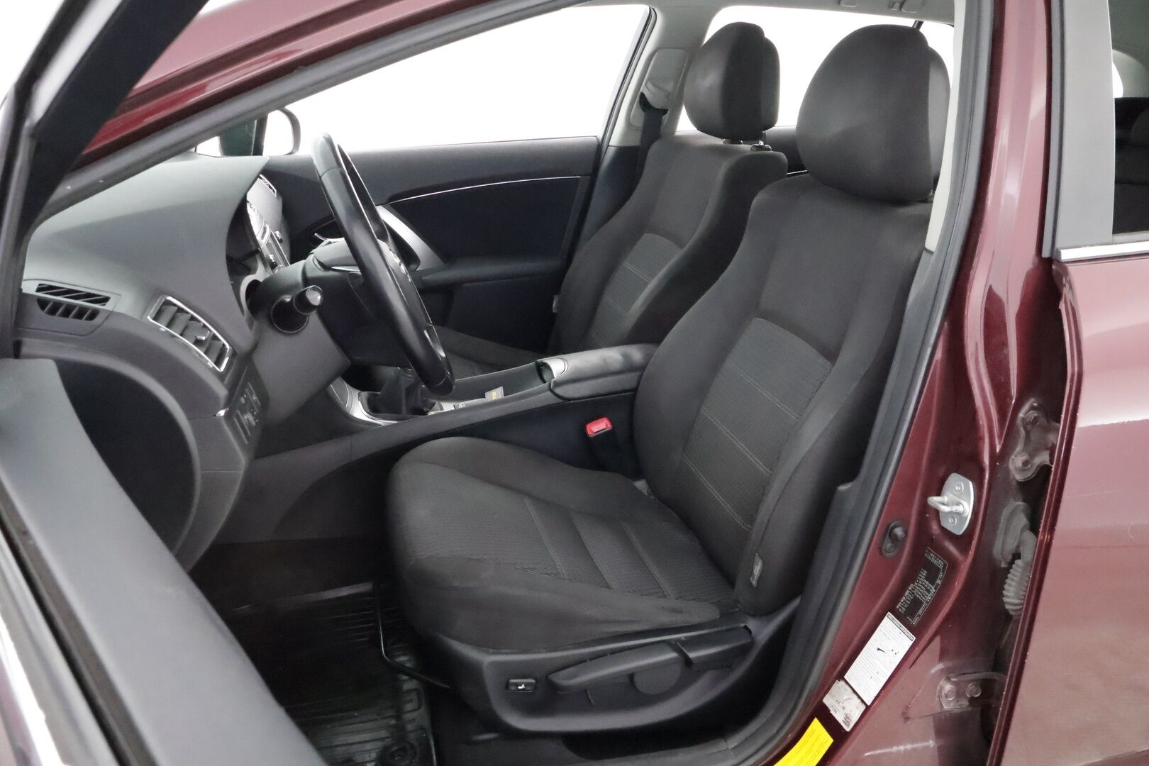 Toyota Avensis 2012 1,8 Valvematic Linea Sol Wagon - YritysOutlet - Myydään vain yrityksille - - YritysOutlet - Myydään vain yrityksille