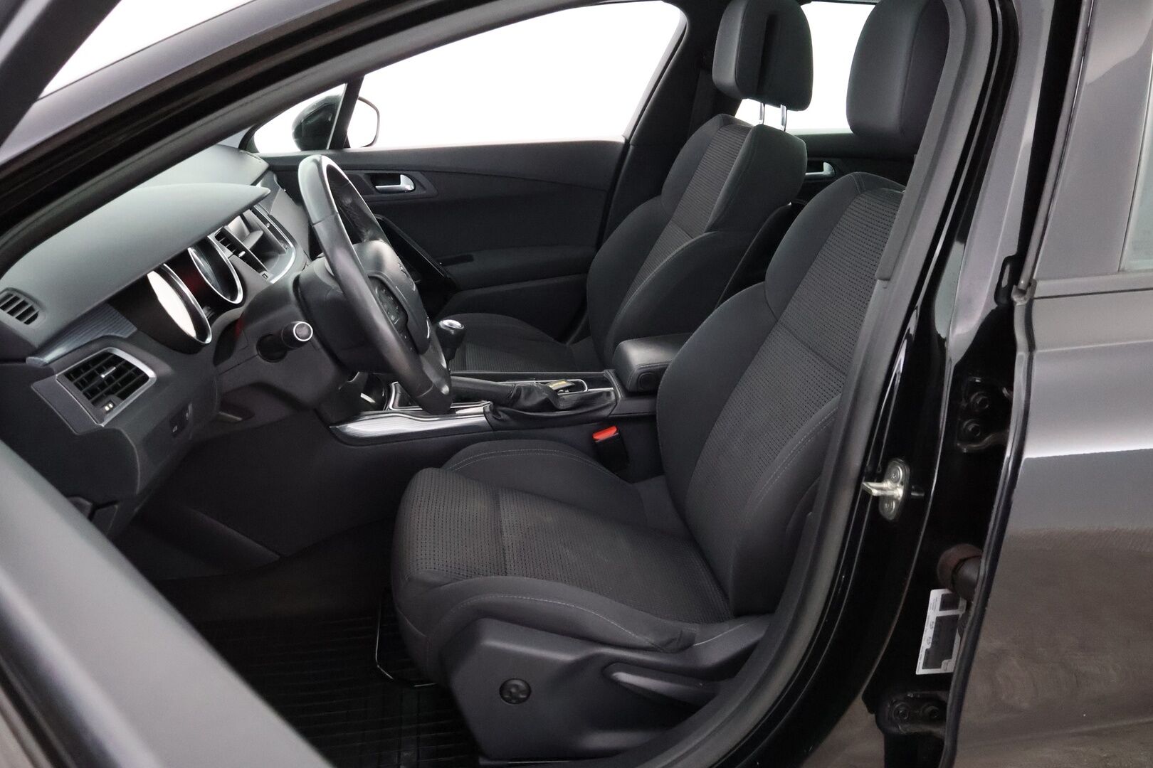 Peugeot 508 2013 SW Active THP 156 - YritysOutlet - Myydään vain yrityksille - - YritysOutlet - Myydään vain yrityksille