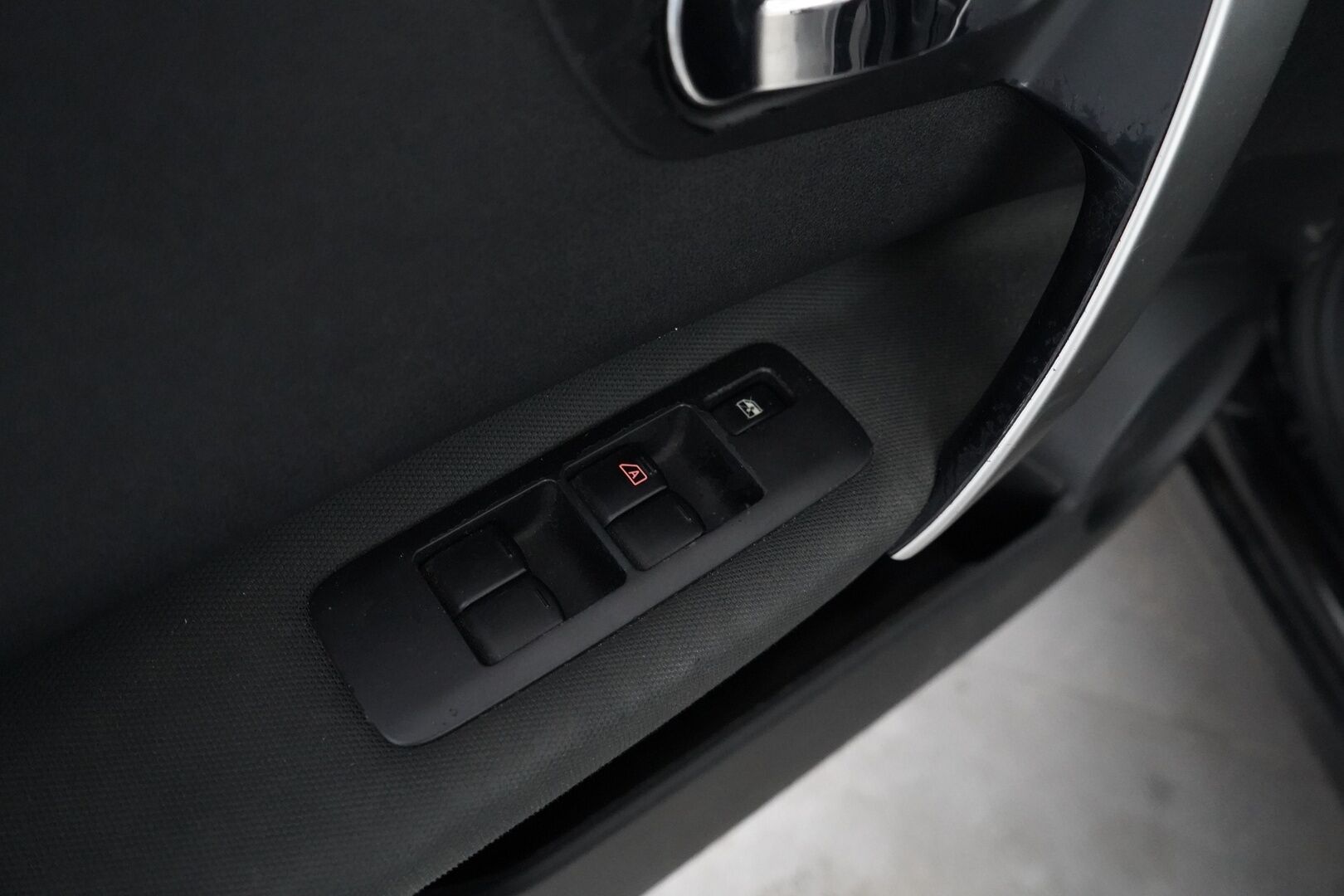 Nissan Qashqai+2 2012 1,6L Stop / Start System Acenta 2WD 5M/T *YritysOutlet - Myydään vain yrityksille* - Suomi-auto / Katsastus 11.26 / Kahdet renkaat / 7-Paikkainen