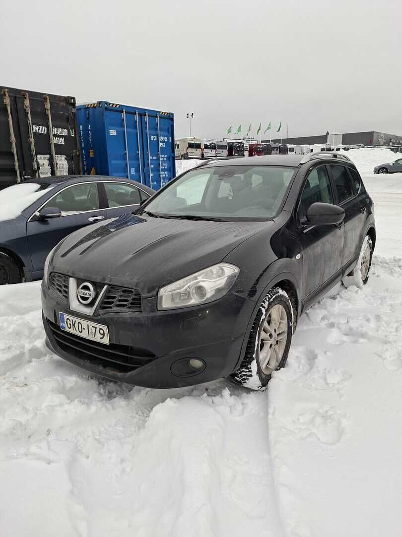Nissan Qashqai+2 2012 1,6L Stop / Start System Acenta 2WD 5M/T *YritysOutlet - Myydään vain yrityksille* - Suomi-auto / Katsastus 11.26 / Kahdet renkaat / 7-Paikkainen