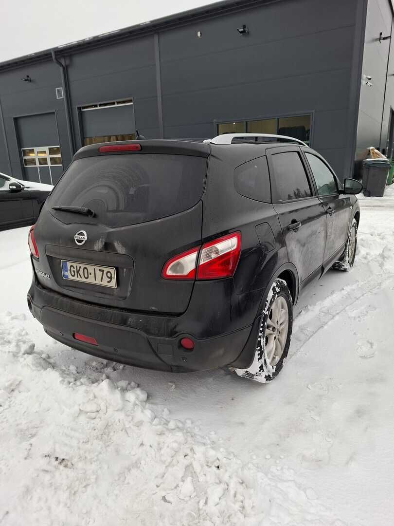 Nissan Qashqai+2 2012 1,6L Stop / Start System Acenta 2WD 5M/T *YritysOutlet - Myydään vain yrityksille* - Suomi-auto / Katsastus 11.26 / Kahdet renkaat / 7-Paikkainen
