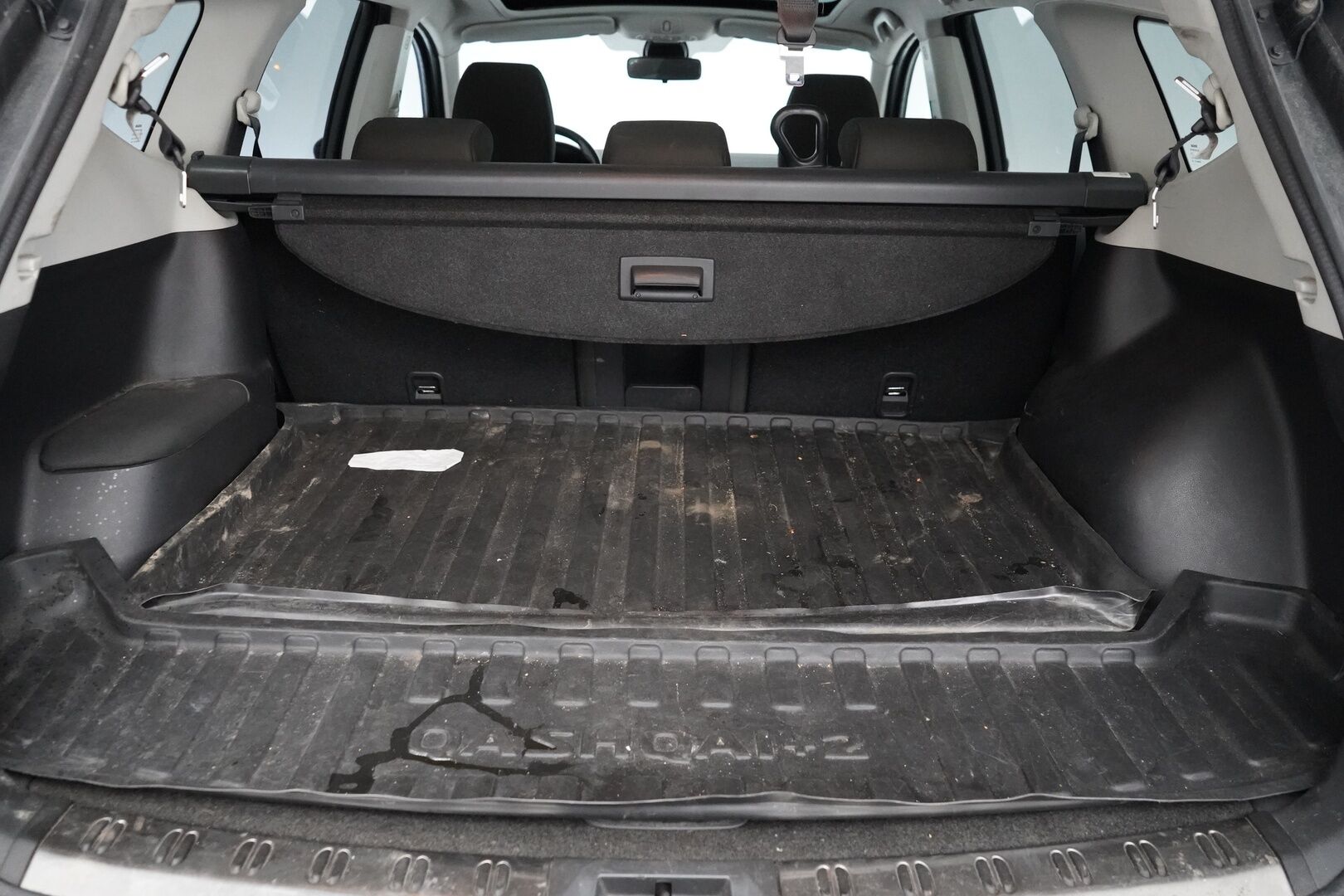 Nissan Qashqai+2 2012 1,6L Stop / Start System Acenta 2WD 5M/T *YritysOutlet - Myydään vain yrityksille* - Suomi-auto / Katsastus 11.26 / Kahdet renkaat / 7-Paikkainen