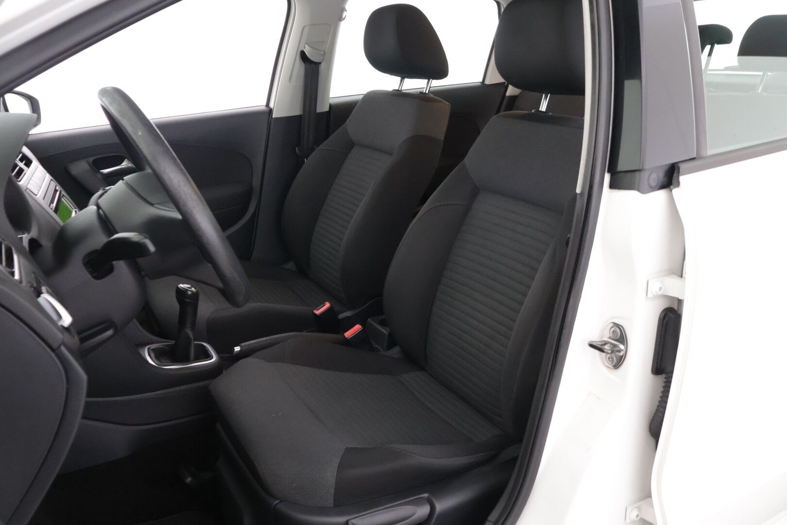 Volkswagen Polo 2012 Comfortline 1,2 TSI 66 kW (90 hv) BlueMotion Technology *Suomi-auto / Lohkolämmitin sisäpistokkeella / Jakoketju vaihdettu* - *2x Renkaat & Vanteet / Kattava huoltohistoria / Juuri huollettu*