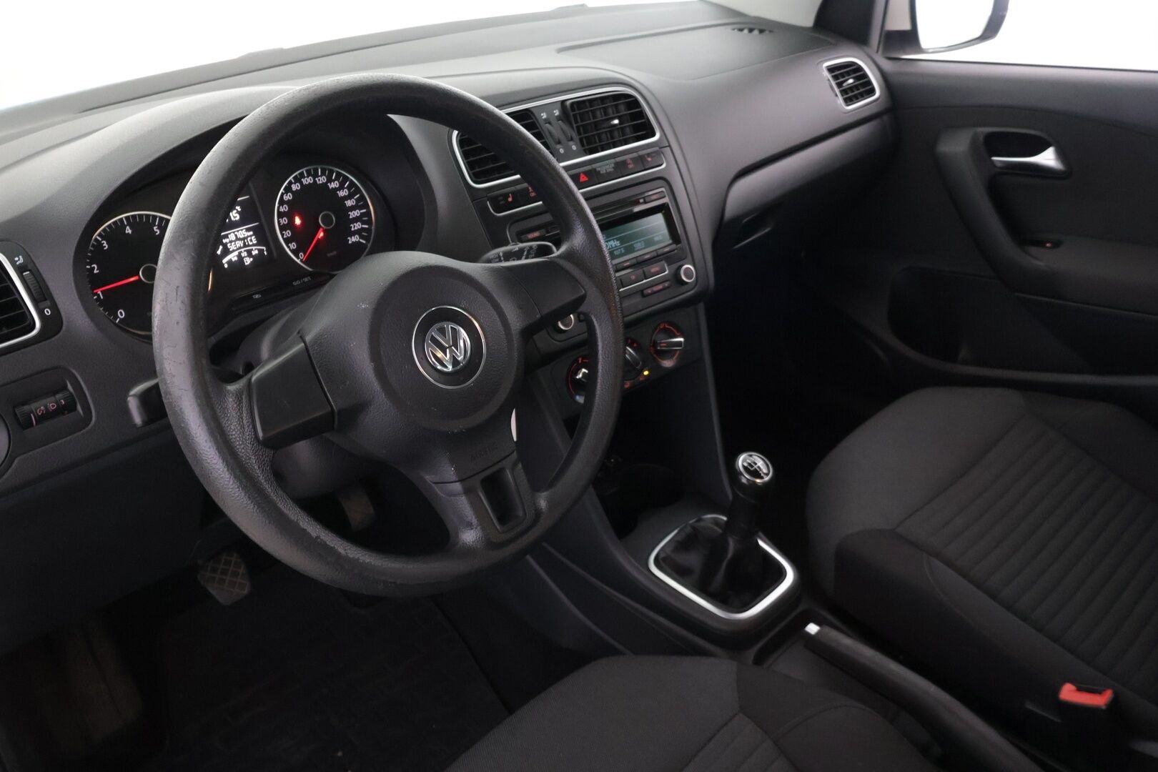 Volkswagen Polo 2012 Comfortline 1,2 TSI 66 kW (90 hv) BlueMotion Technology *Suomi-auto / Lohkolämmitin sisäpistokkeella / Jakoketju vaihdettu* - *2x Renkaat & Vanteet / Kattava huoltohistoria / Juuri huollettu*