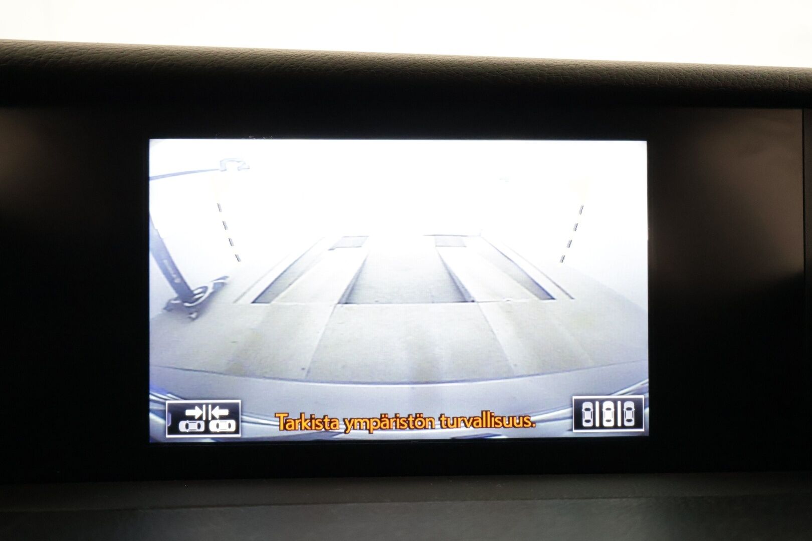 Lexus IS 2014 300h Executive - Suomiauto | Adapt.Vakkari | Merkkihuollot | Peruutuskamera | Navi | KeylessGo | Lohko&Sisäpistoke | Näyttävä | Juuri tullut Tampereelle!