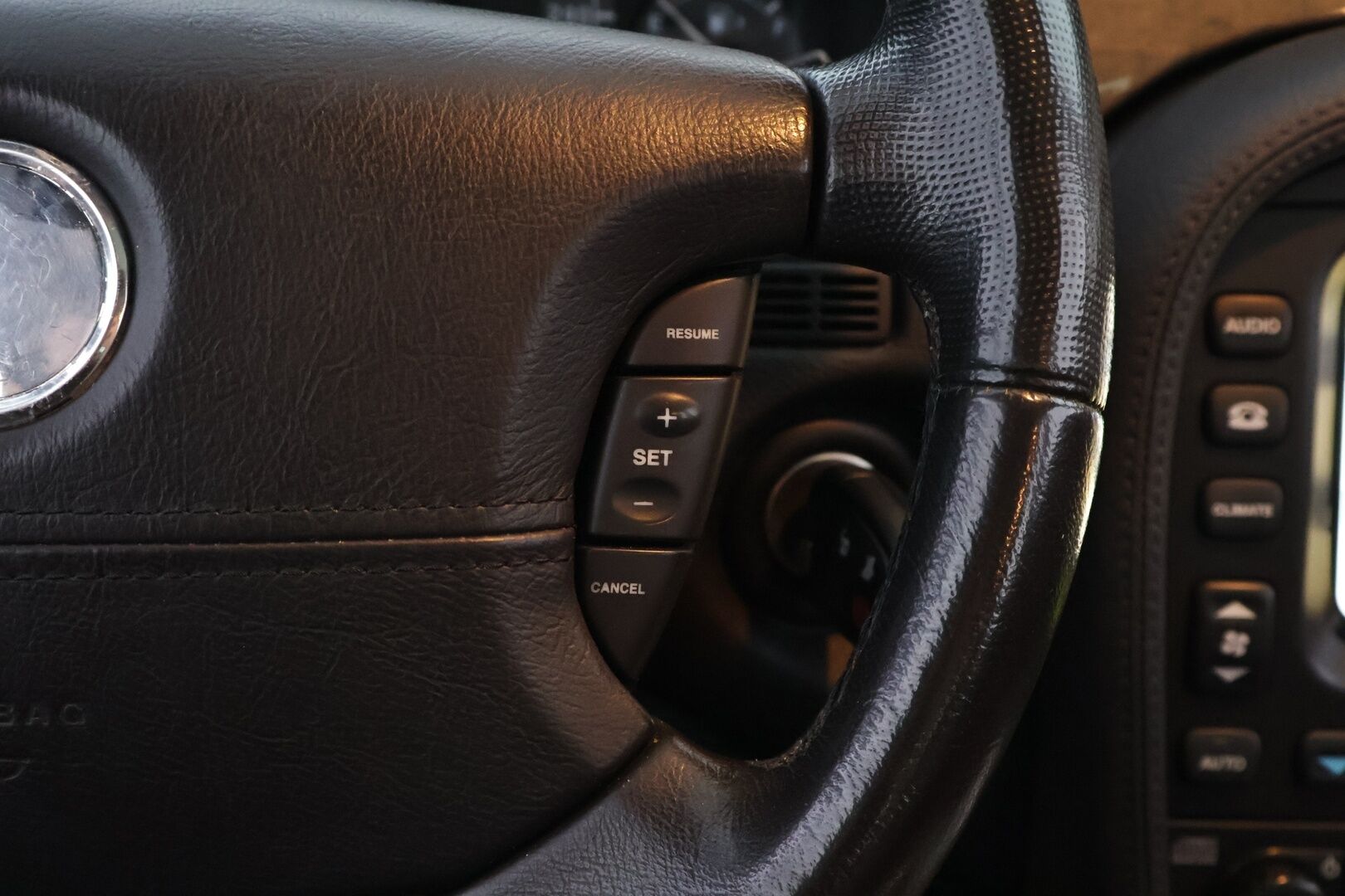 Jaguar S-Type 2002 R 4.2 V8 Supercharged - YritysOutlet - Myydään vain yrityksille - – Tämä auto myydään YritysOutlet -valikoimasta vain yritykselle