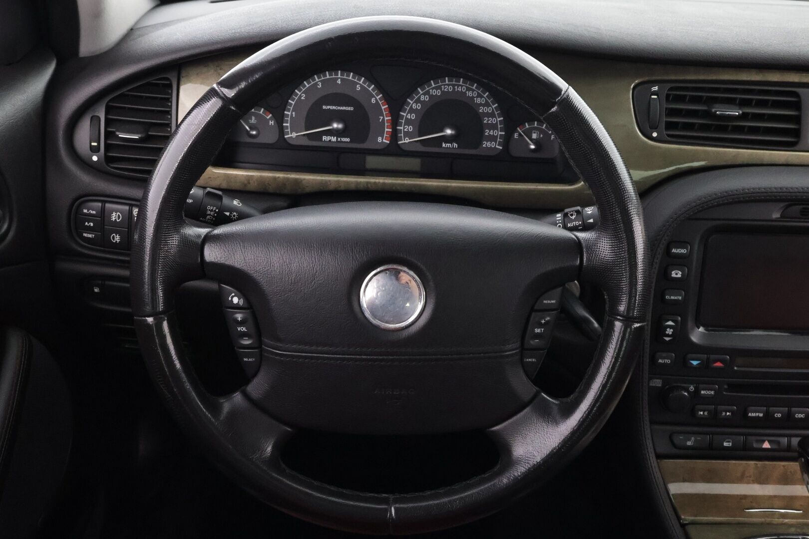 Jaguar S-Type 2002 R 4.2 V8 Supercharged - YritysOutlet - Myydään vain yrityksille - – Tämä auto myydään YritysOutlet -valikoimasta vain yritykselle