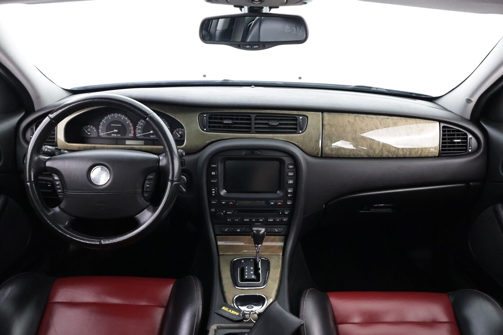 Jaguar S-Type 2002 R 4.2 V8 Supercharged - YritysOutlet - Myydään vain yrityksille - – Tämä auto myydään YritysOutlet -valikoimasta vain yritykselle