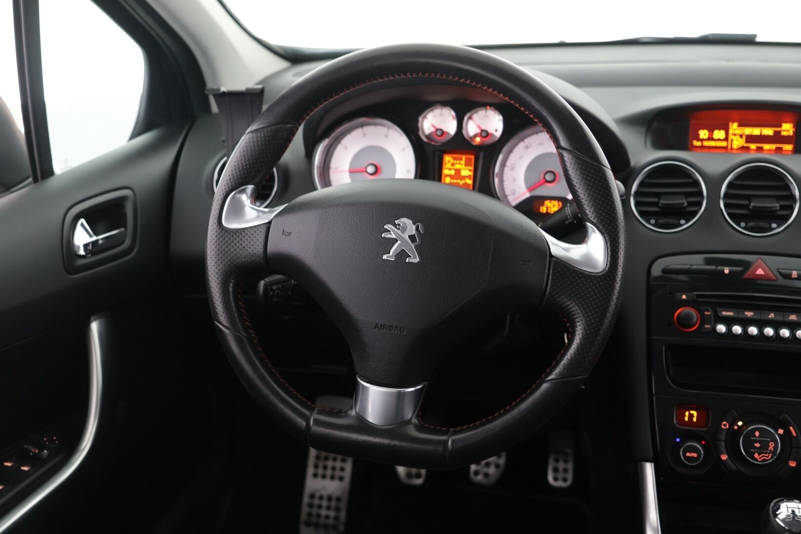 Peugeot 308 2013 SW Style Sportium VTi 120 - Huippu siisti! | Lohko + sisähaara | 2x vanteet | Bluetooth