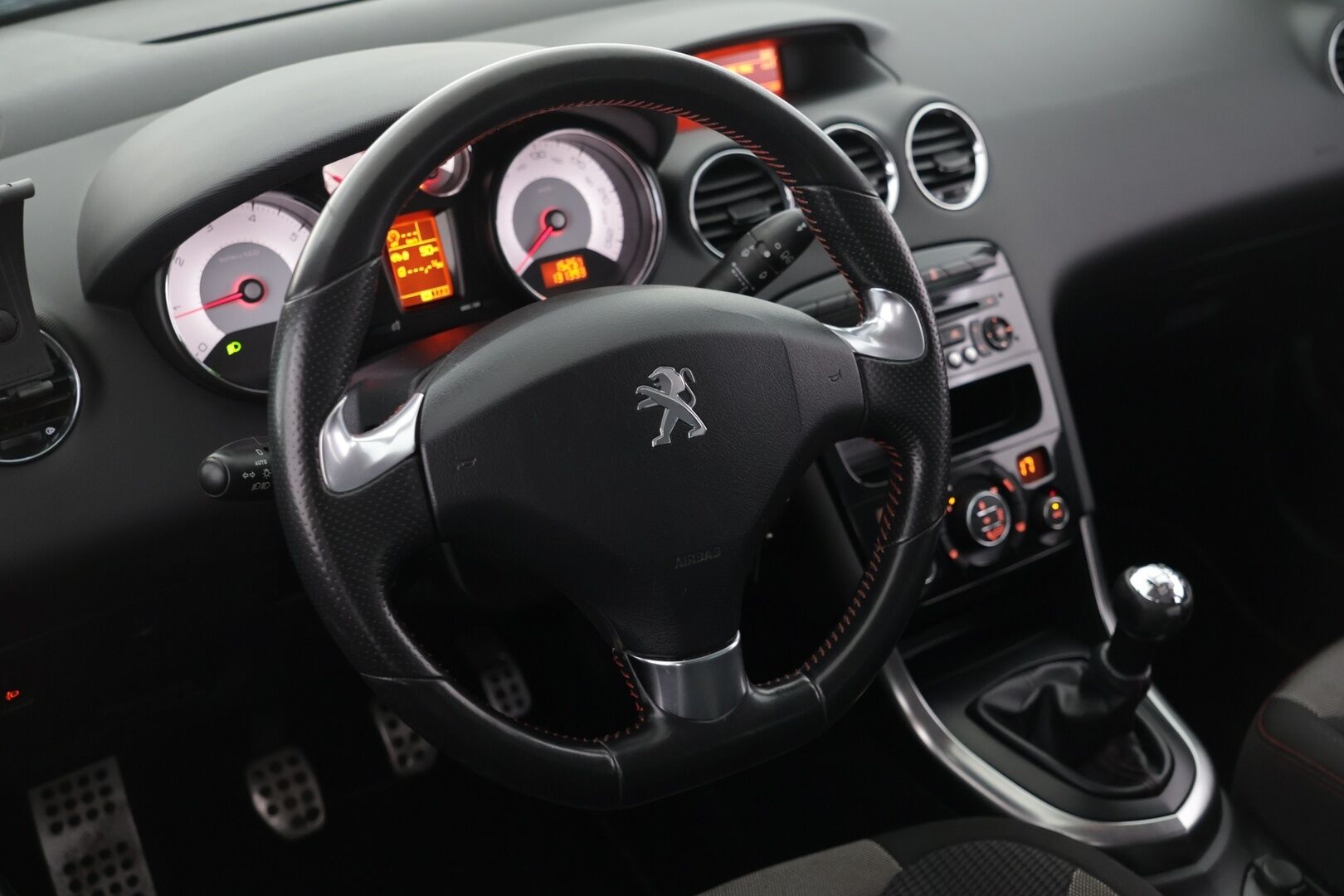 Peugeot 308 2013 SW Style Sportium VTi 120 - Huippu siisti! | Lohko + sisähaara | 2x vanteet | Bluetooth