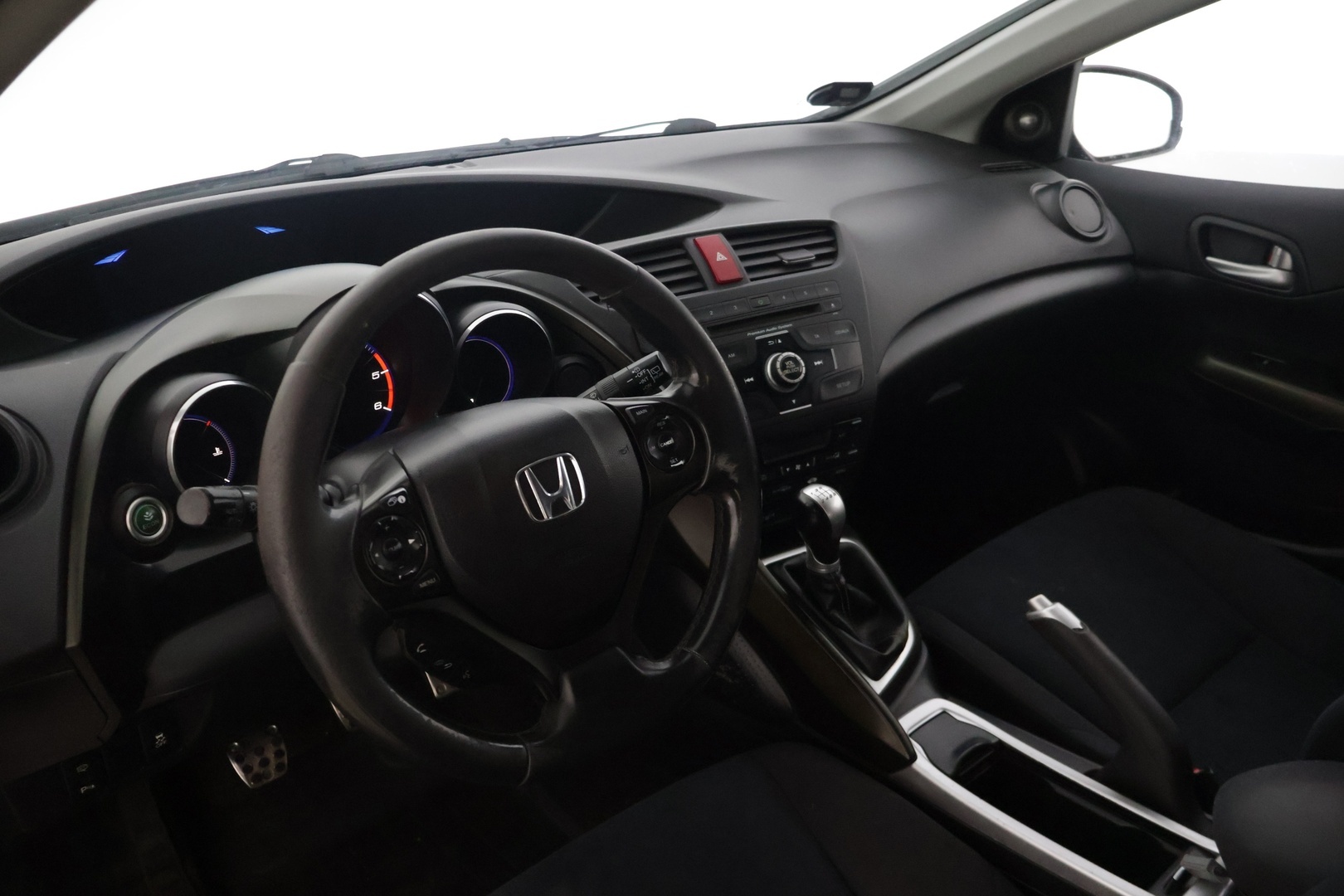 Honda Civic 2013 5D Diesel 1,6 Lifestyle Business - Suomi-auto | Vakkari | Auto. ilmastointi | Premium audio | Bluetooth® | 2 x Renkaat |