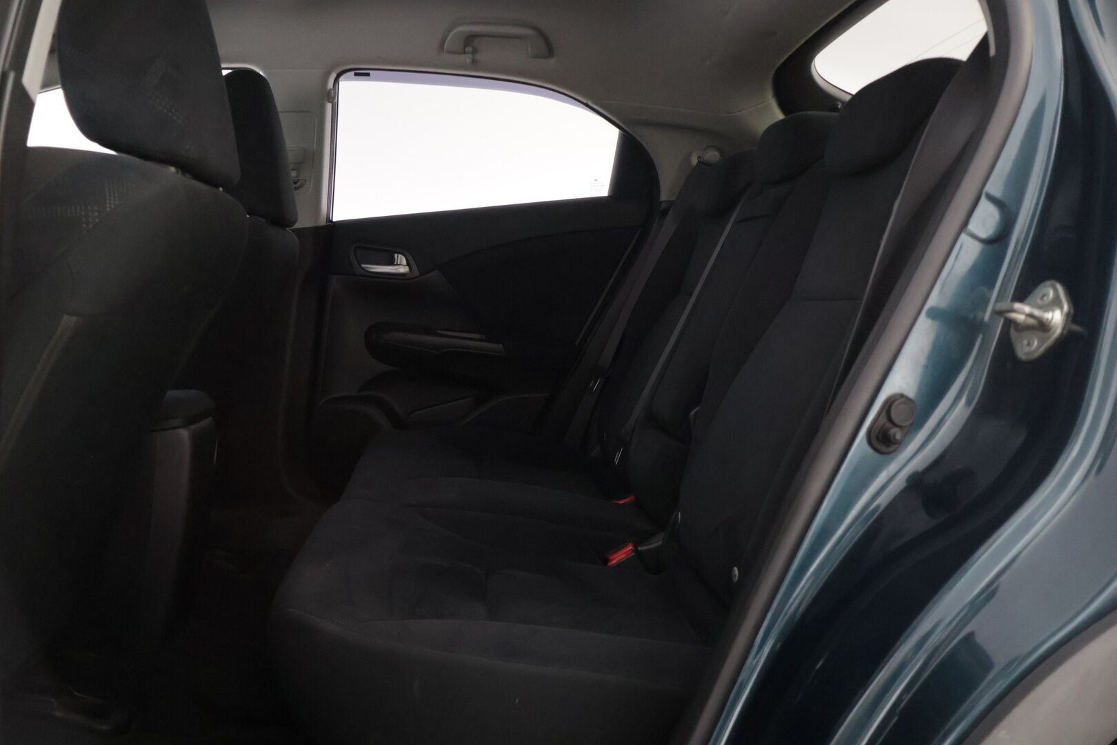 Honda Civic 2013 5D Diesel 1,6 Lifestyle Business *Yritys Outlet- Myydään vain yrityksille!* - Suomi-auto | Vakkari | Auto. ilmastointi | Premium audio | Bluetooth® | 2 x Renkaat |