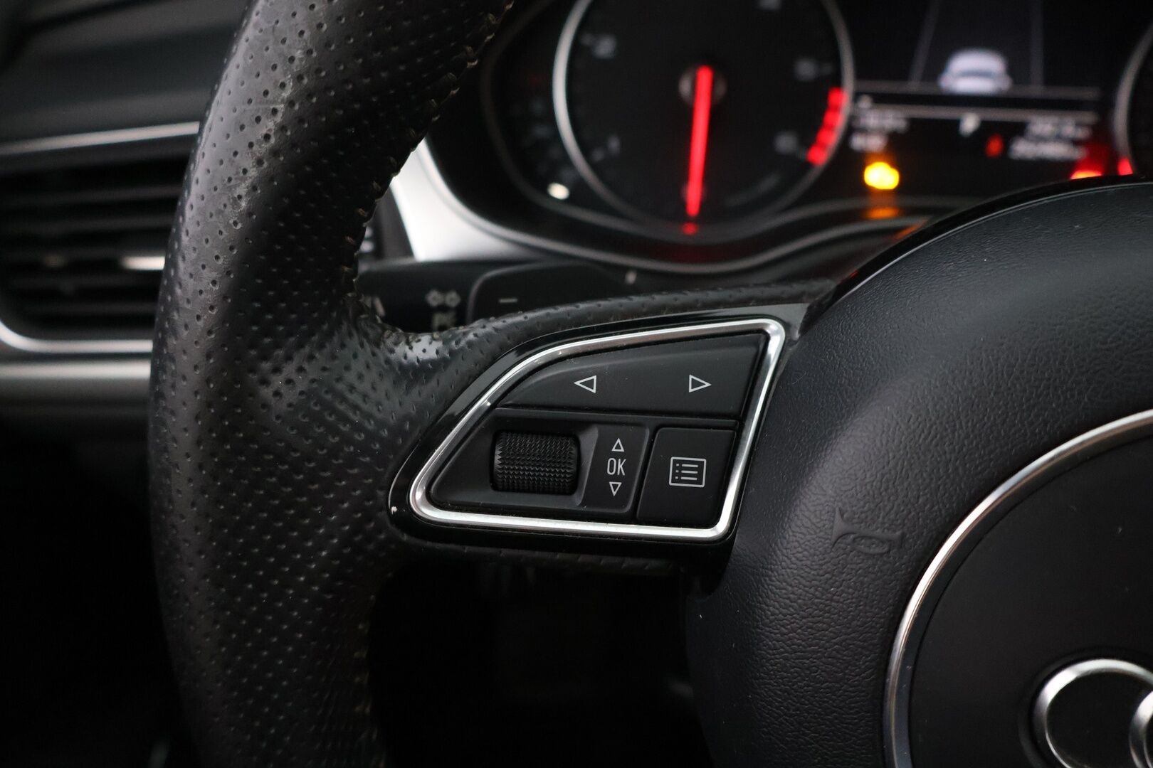 Audi A6 2013 Avant 3,0 V6 TDI Biturbo 230 kW quattro Edition tiptronic - YritysOutlet - Myydään vain yrityksille - – Tämä auto myydään YritysOutlet -valikoimasta vain yritykselle
