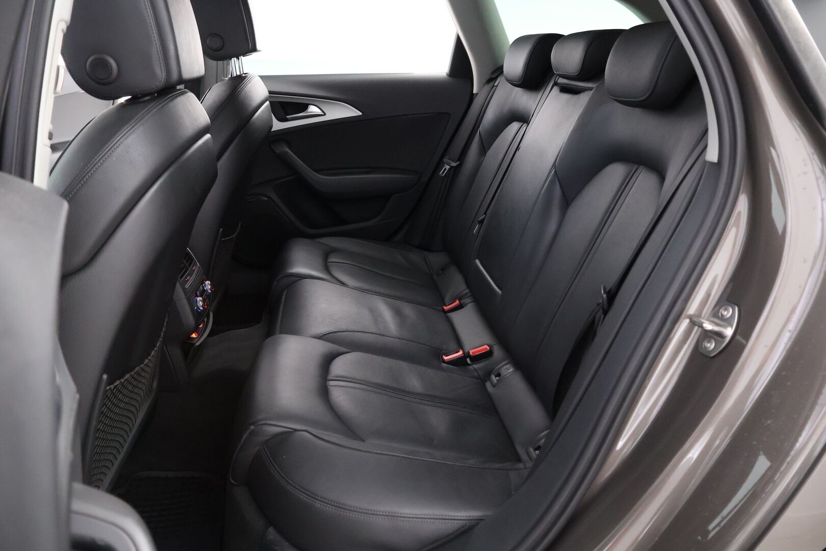 Audi A6 2013 Avant 3,0 V6 TDI Biturbo 230 kW quattro Edition tiptronic - YritysOutlet - Myydään vain yrityksille - – Tämä auto myydään YritysOutlet -valikoimasta vain yritykselle