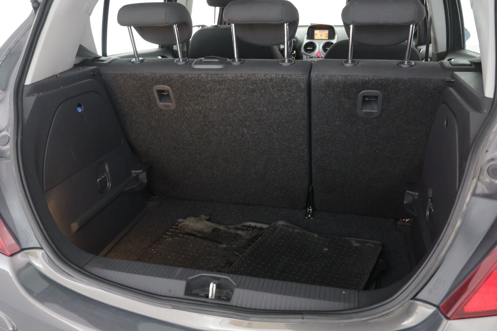 Opel Corsa 2013 5-ov Enjoy 1,2 ecoFLEX - Huutokaupat.com | Lohko + sisä / Vakkari / Ratinlämmitin 
