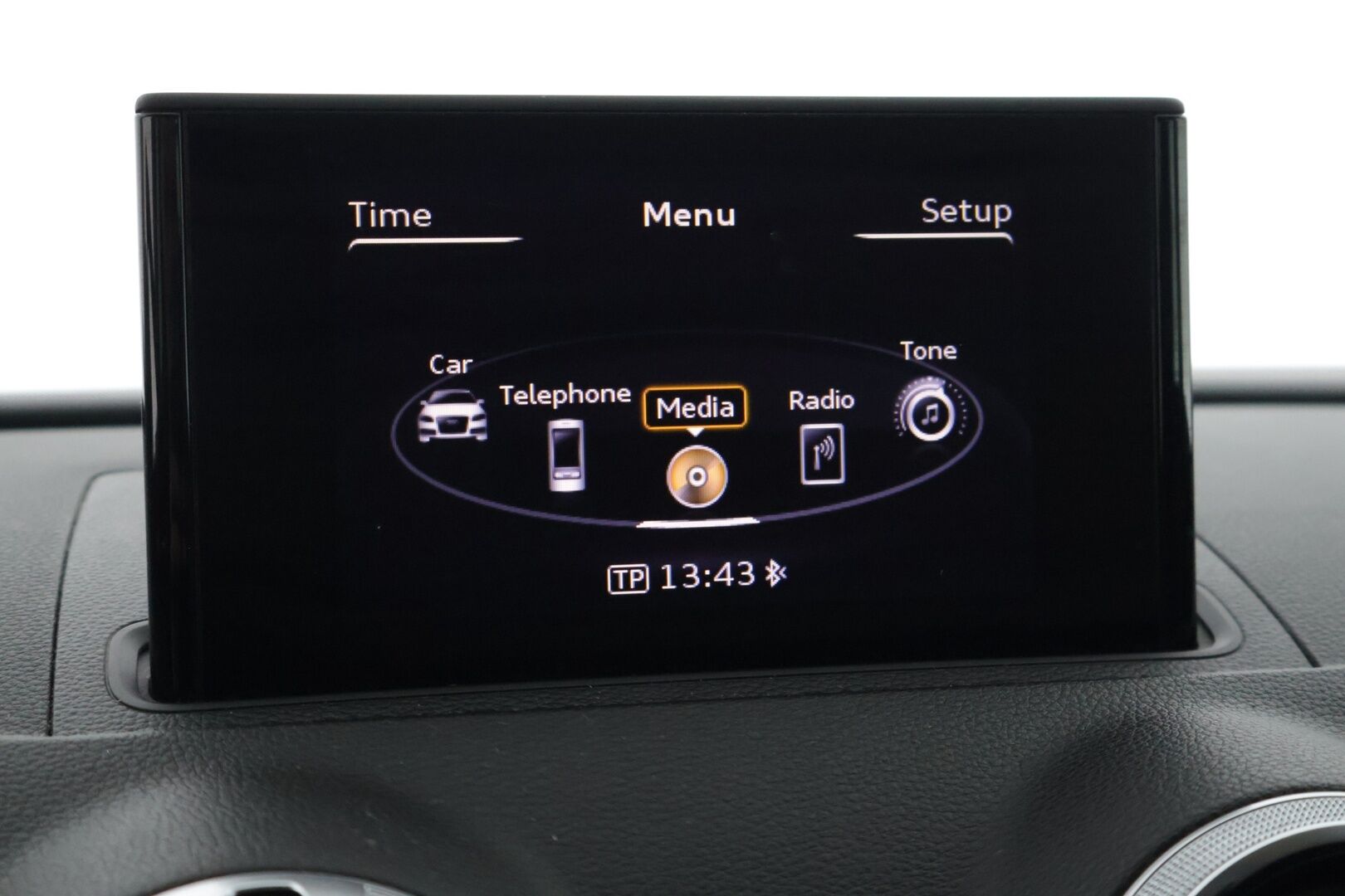 Audi A3 2013 Sportback Business Sport 1,4 TFSI * Lohko + sisä / Urheiluistuimet / Parkkitutkat eteen ja taakse * - YritysOutlet - Myydään vain yrityksille / UUSKORINEN / Suomi-auto / Huollot hyvin tehty *