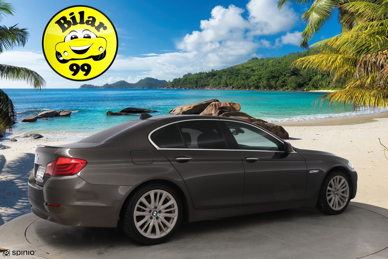 BMW 520 2012 TwinPower Turbo A F10 Sedan Business Automatic Edition* Vaaleat nahat / Professional navi / Lohko&sisäp. / Vakkari  * - Tutkat / M-sport ohjauspyörä / Juuri saapunut! - HULLUT VÄLIPÄIVÄT KORKOTARJOUS 2,49%