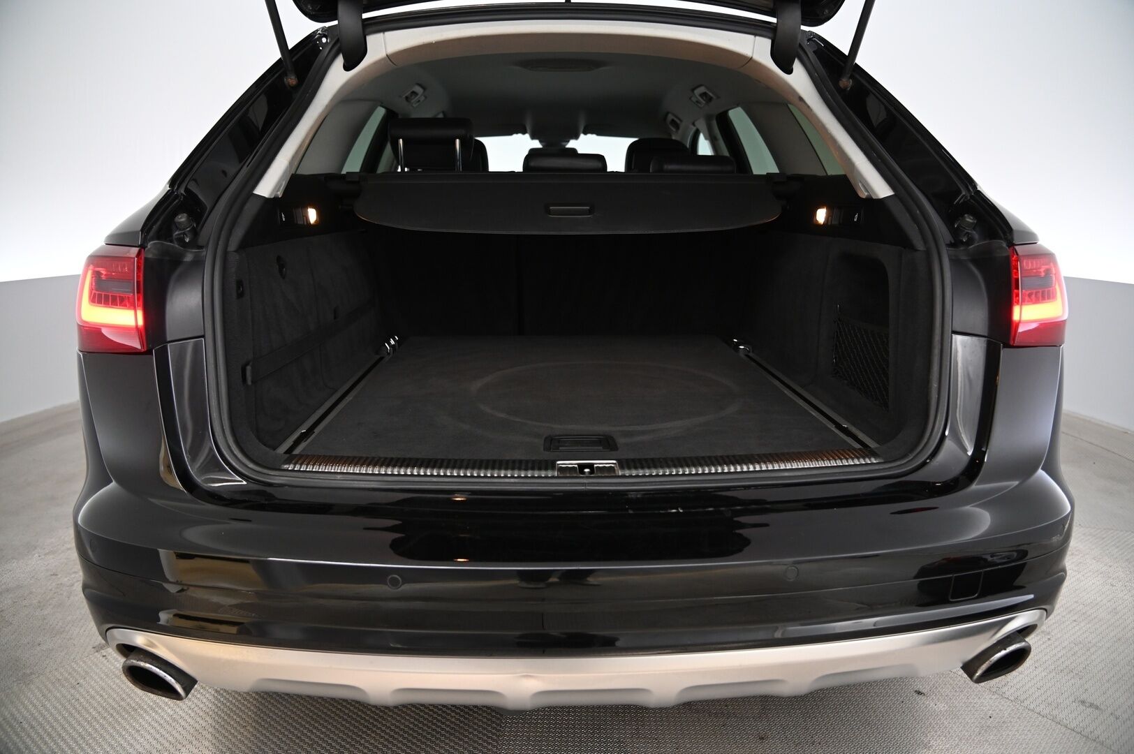 Audi A6 allroad quattro 2013 Business 3,0 V6 TDI Biturbo 230 kW tiptronic *Webasto / Vetokoukku / Sporttipenkit / Nahka-alcantara* - *BITURBO / Ilma-alusta / Suomi-auto*