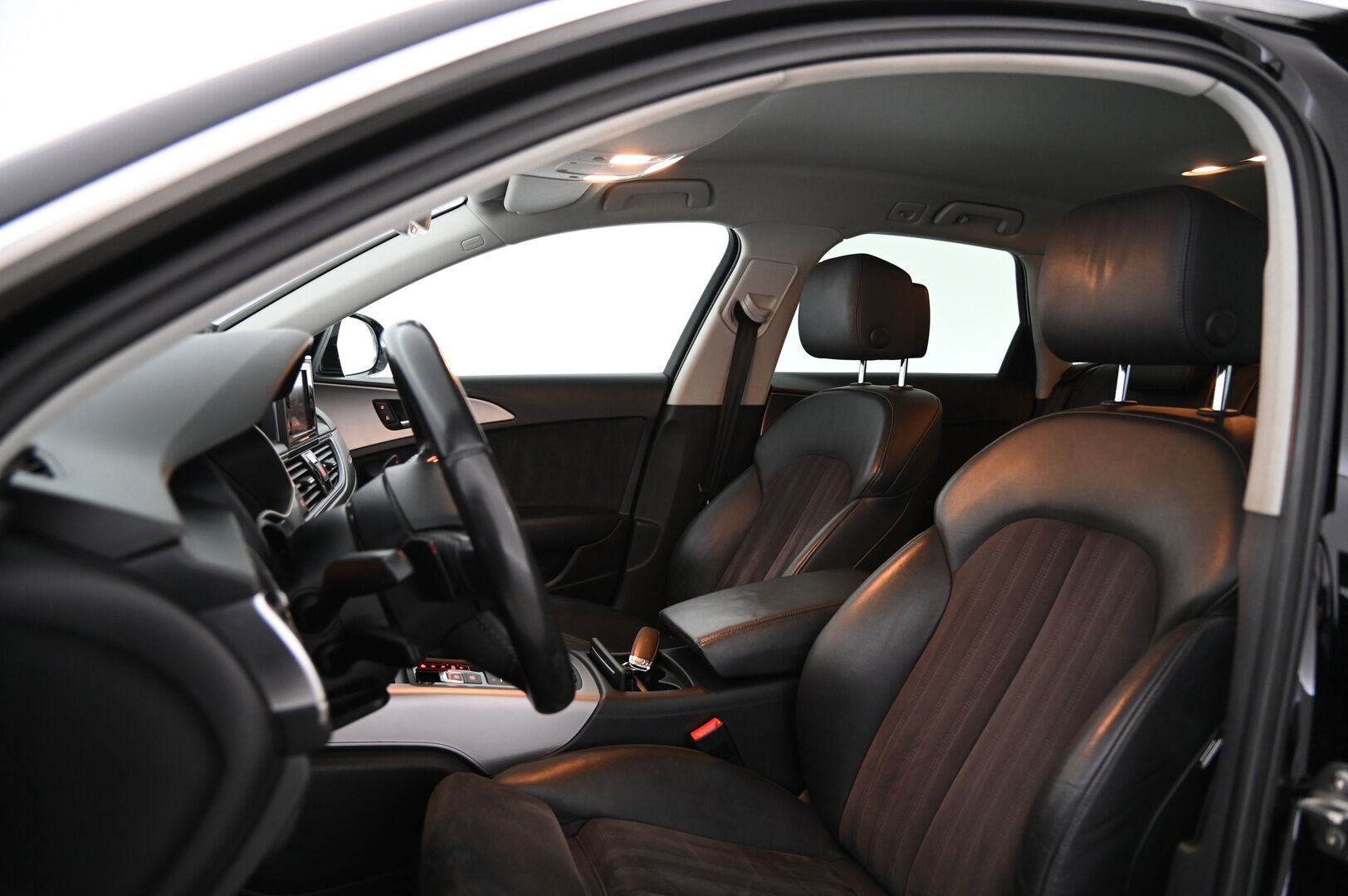 Audi A6 allroad quattro 2013 Business 3,0 V6 TDI Biturbo 230 kW tiptronic *Webasto / Vetokoukku / Sporttipenkit / Nahka-alcantara* - *BITURBO / Ilma-alusta / Suomi-auto*
