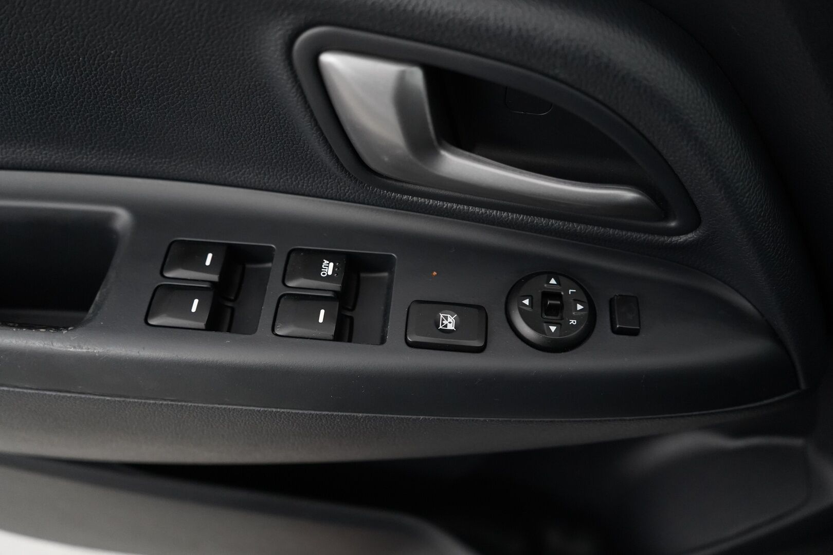 Kia Rio 2014 1,4 ISG EX 5D EcoDynamics *P-Tutka / Lohkolämmitin / Ratinlämmitin* - Suomi-auto / Kahdet hyvät renkaat / Ketju vaihdettu - HULLU BLACKWEEK KORKOTARJOUS 2,49%