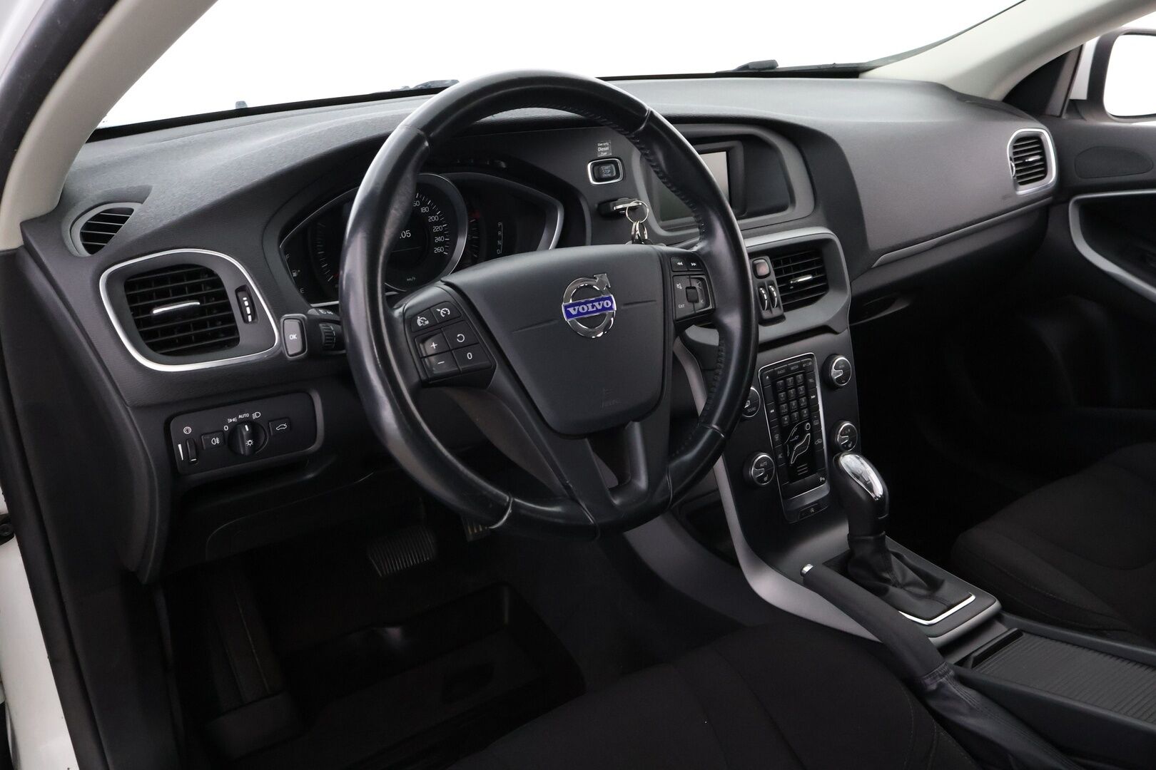 Volvo V40 2014 D2 Business aut * Suomiauto / Webasto / Merkkihuollettu / Xenon / Vakkari / Ei AdBlue - 2x Hyvät renkaat / Upeasti huollettu / Juuri tullut Tampereelle!