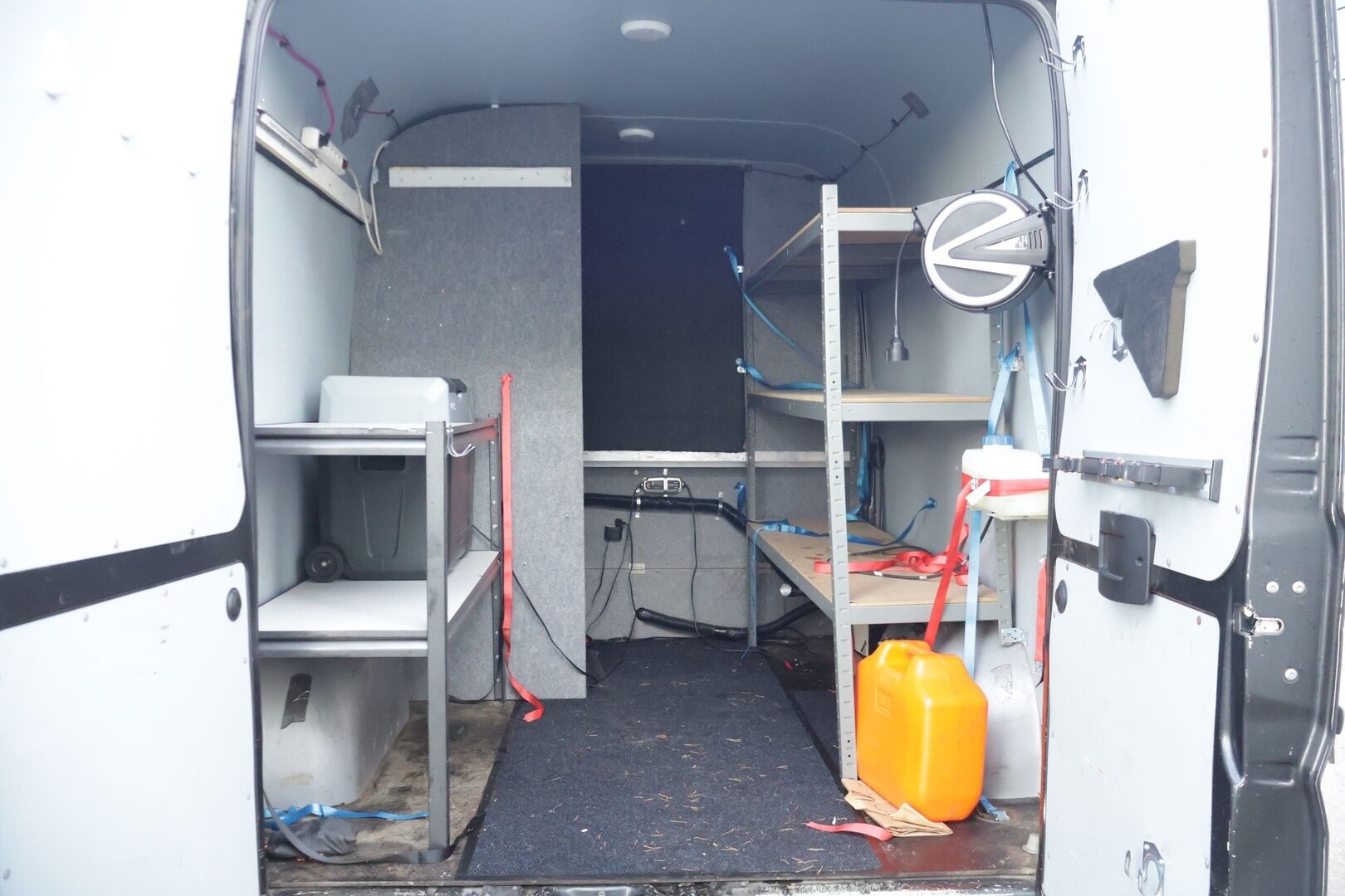 Peugeot Boxer 2014 335 L3H2 HDi 150 FAP - | Matkailuauto | 2x Webasto | Nukkumapaikat 3:lle | Jääkappi | Mikro | Televisio | Wc | Vetokoukku | Ulkovalopaketti | - KORKO VAIN 3,99 %
