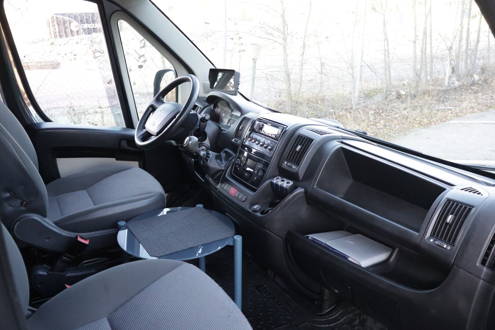Peugeot Boxer 2014 335 L3H2 HDi 150 FAP - | Matkailuauto | 2x Webasto | Nukkumapaikat 3:lle | Jääkappi | Mikro | Televisio | Wc | Vetokoukku | Ulkovalopaketti | - KORKO VAIN 3,99 %