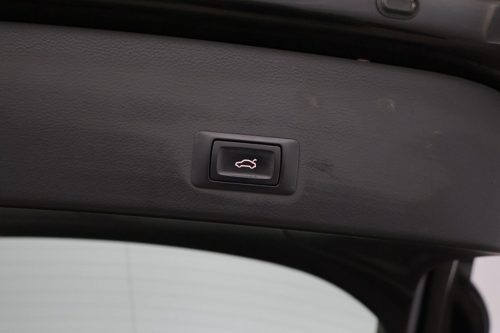 Audi A6 2014 Avant Business Plus Edition 2,0 TDI 130 kW multitronic Start-Stop *ACC / Webasto / Koukku / BLIS / Bi-Xenon* - Kattava huoltohistoria / Hyvin pidetty