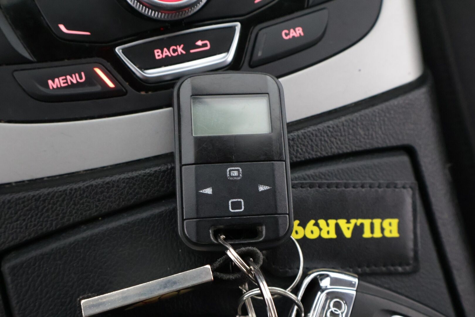 Audi A6 2014 Avant Business Plus Edition 2,0 TDI 130 kW multitronic Start-Stop // ACC / Webasto / Koukku / BLIS / Bi-Xenon // - Kattava huoltohistoria / Uusi tuulilasi