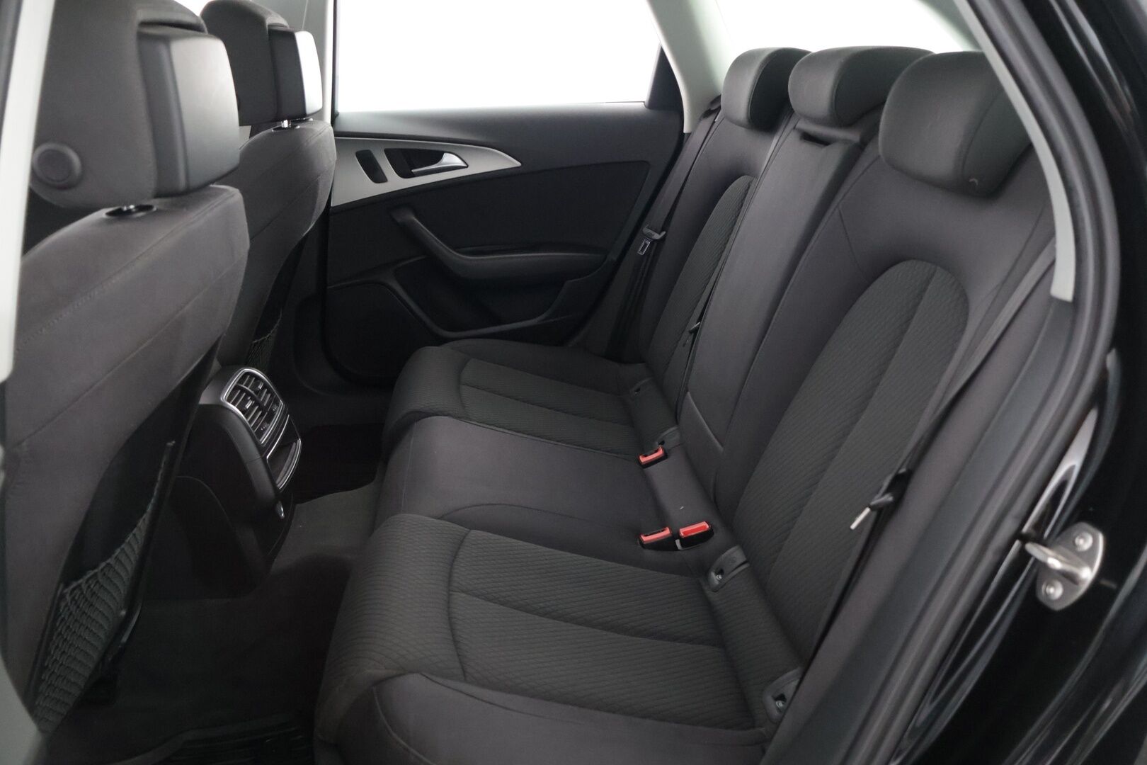 Audi A6 2014 Avant Business Plus Edition 2,0 TDI 130 kW multitronic Start-Stop *ACC / Webasto / Koukku / BLIS / Bi-Xenon* - Kattava huoltohistoria / Uusi tuulilasi / Hyvin pidetty - HULLUT JOULUT KORKOTARJOUS 2,49% 