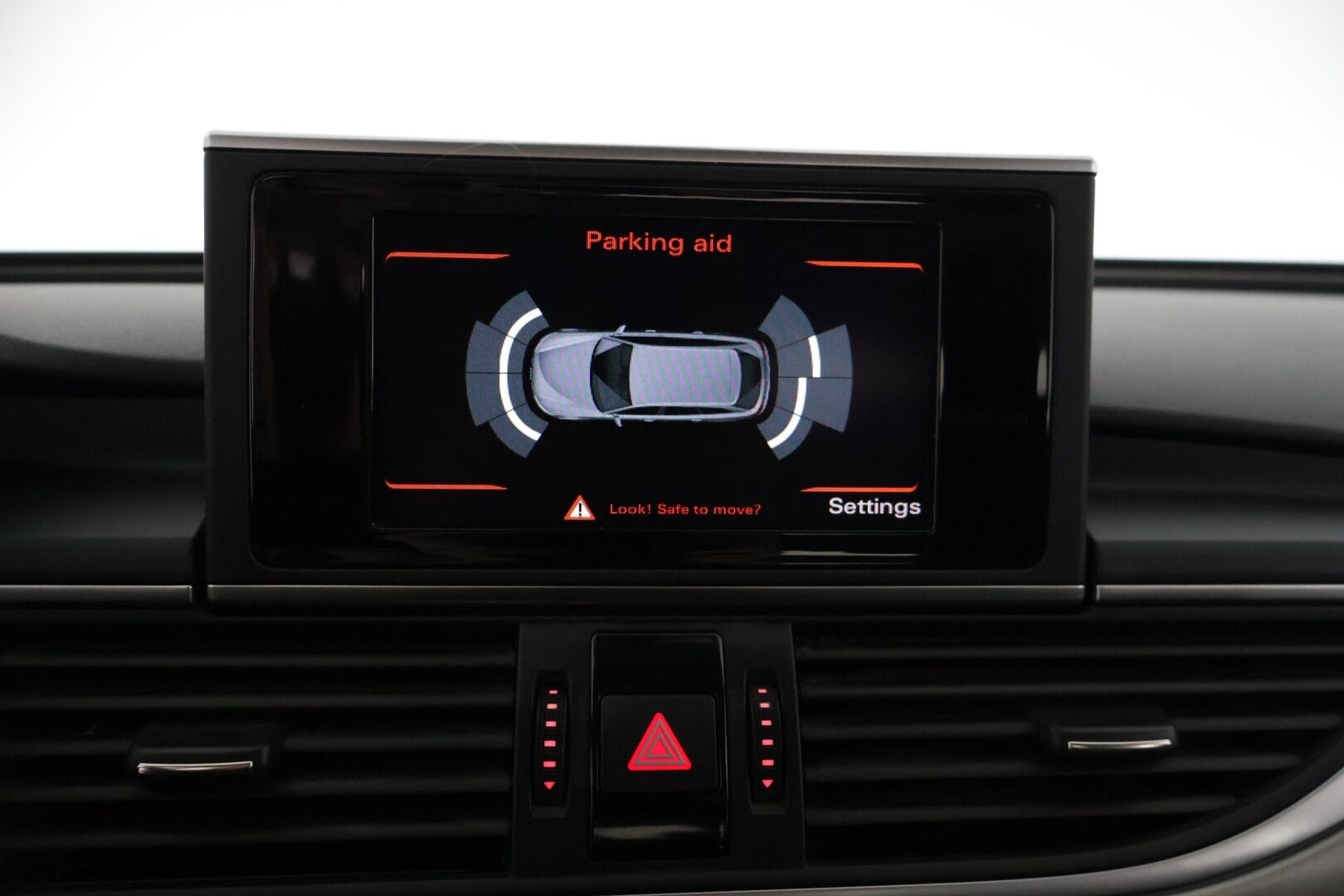 Audi A6 2014 Avant Business Plus Edition 2,0 TDI 130 kW multitronic Start-Stop *ACC / Webasto / Koukku / BLIS / Bi-Xenon* - Kattava huoltohistoria / Hyvin pidetty