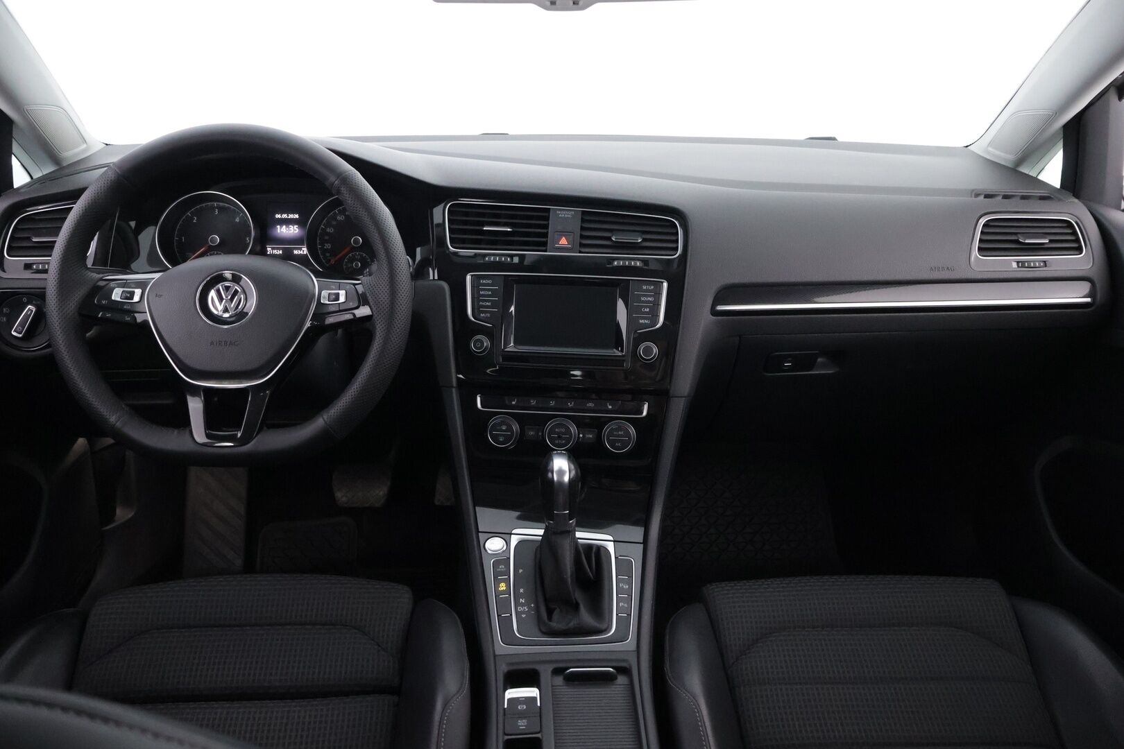 Volkswagen Golf 2014 Variant Highline 2,0 TDI 110 kW (150 hv) BlueMotion Technology DSG-automaatti - Suomiauto | Hieronta | LED | Lohko & Sisäpistoke | Vakkari | Puolinahkasisusta | Juuri tullut Tampereelle!