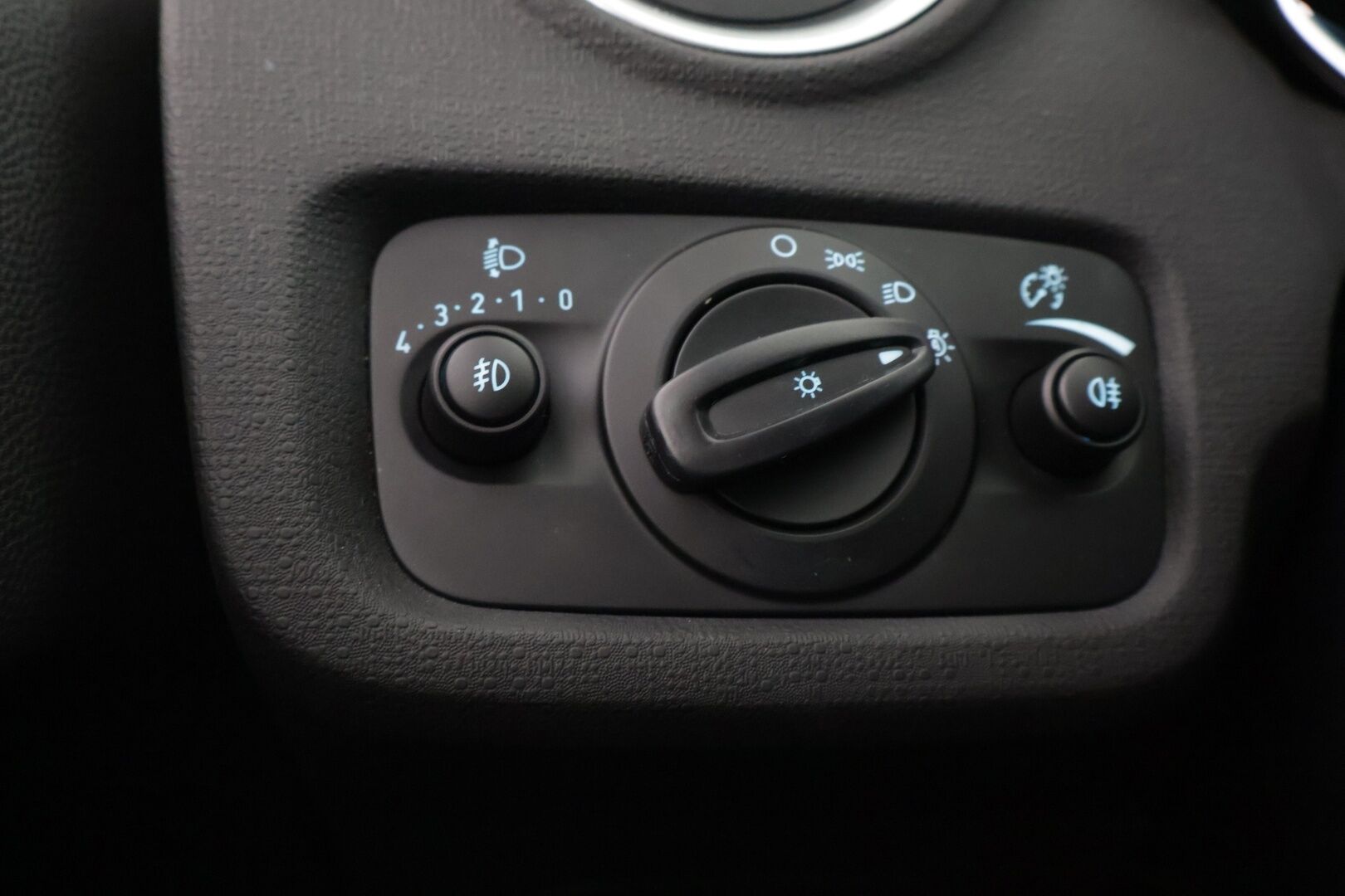 Ford Fiesta 2014 1,0 EcoBoost 100hv PowerShift Titanium A6 5-ovinen - Suomi-auto/ Lohko/ Vakkari/ 2x renkaat
