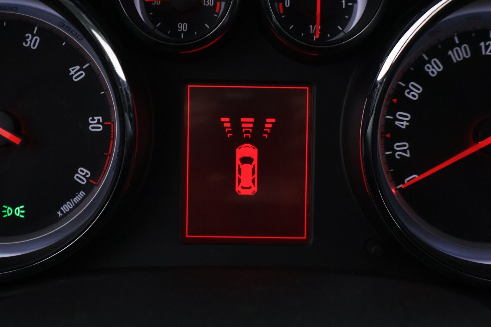 Opel Astra 2014 Sports Tourer Sport 1,6 CDTI ecoFLEX Start/Stop 100kW MT6  - YritysOutlet - Myydään vain yrityksille - Webasto, sportpenkit, autom. ilmastointi, 2x renkaat