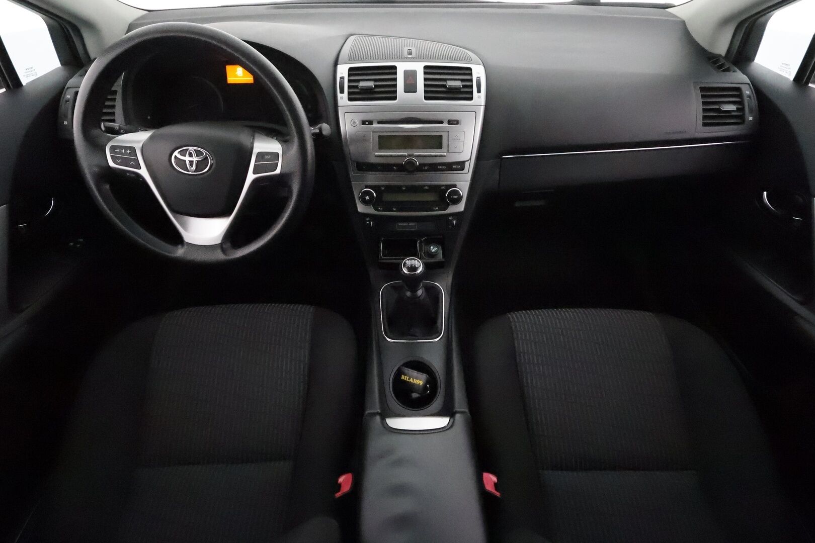 Toyota Avensis 2014 1,6 Valvematic Life Edition Wagon *Suomi-auto / Radio / Ilmastointi / Penkinlämmittimet / 2x Renkaat*