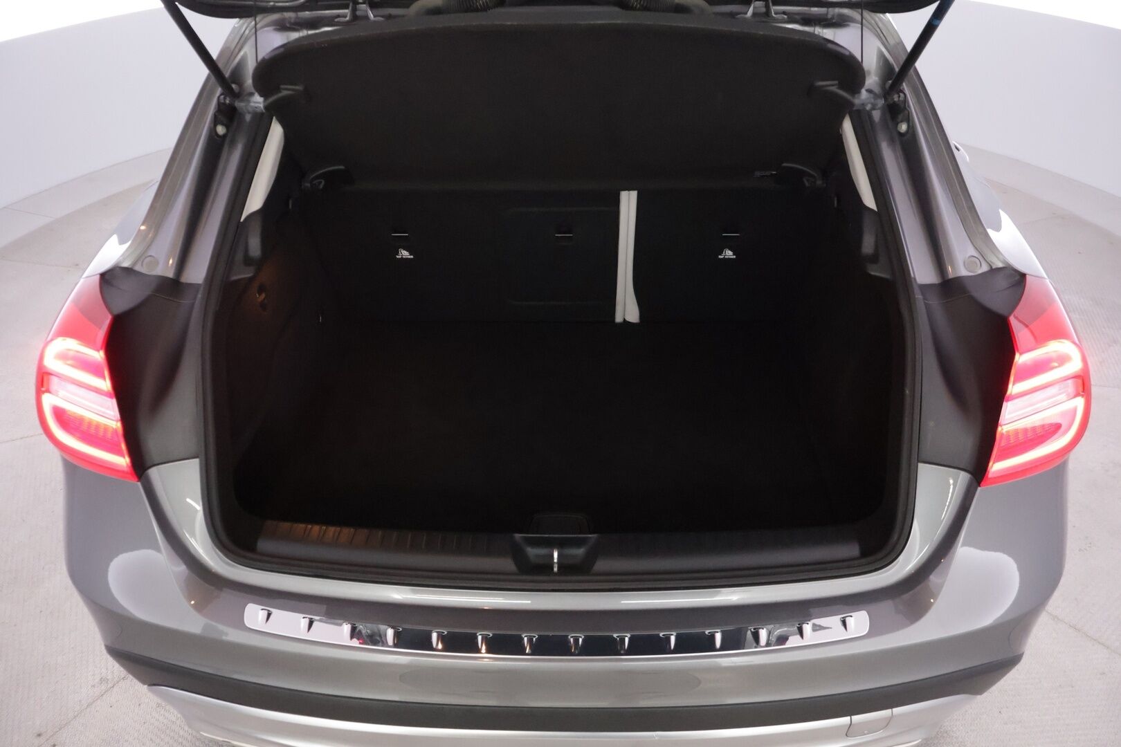 Mercedes-Benz GLA 2014 200 A Premium Business - Webasto | P-Kamera | Vakkari