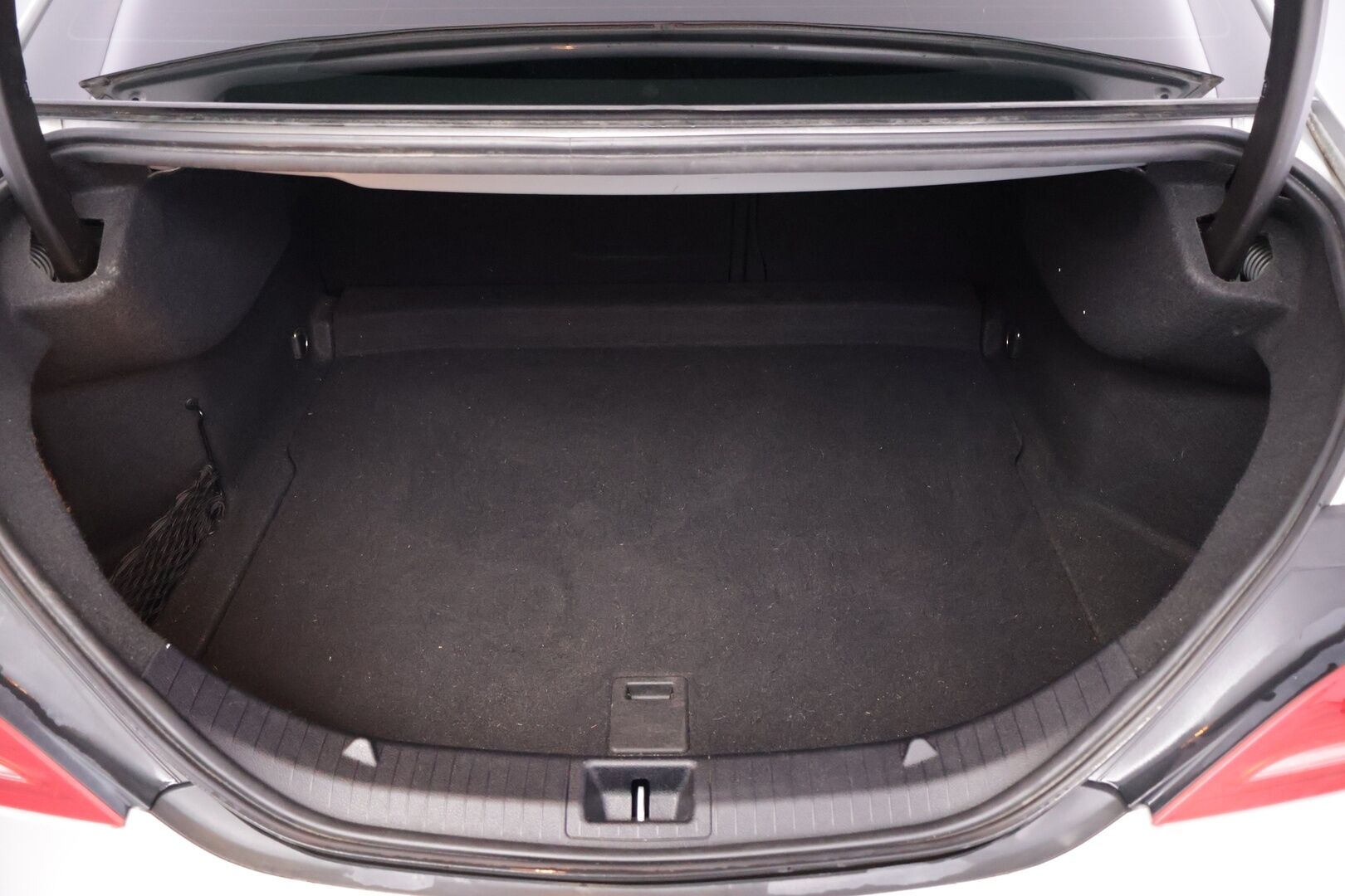 Mercedes-Benz CLA 2014 220 CDI Premium Business - | Vakkari | Kattoluukku | P.kamera | Puolinahkasisusta | Juuri huollettu! | Ei-adblue | 