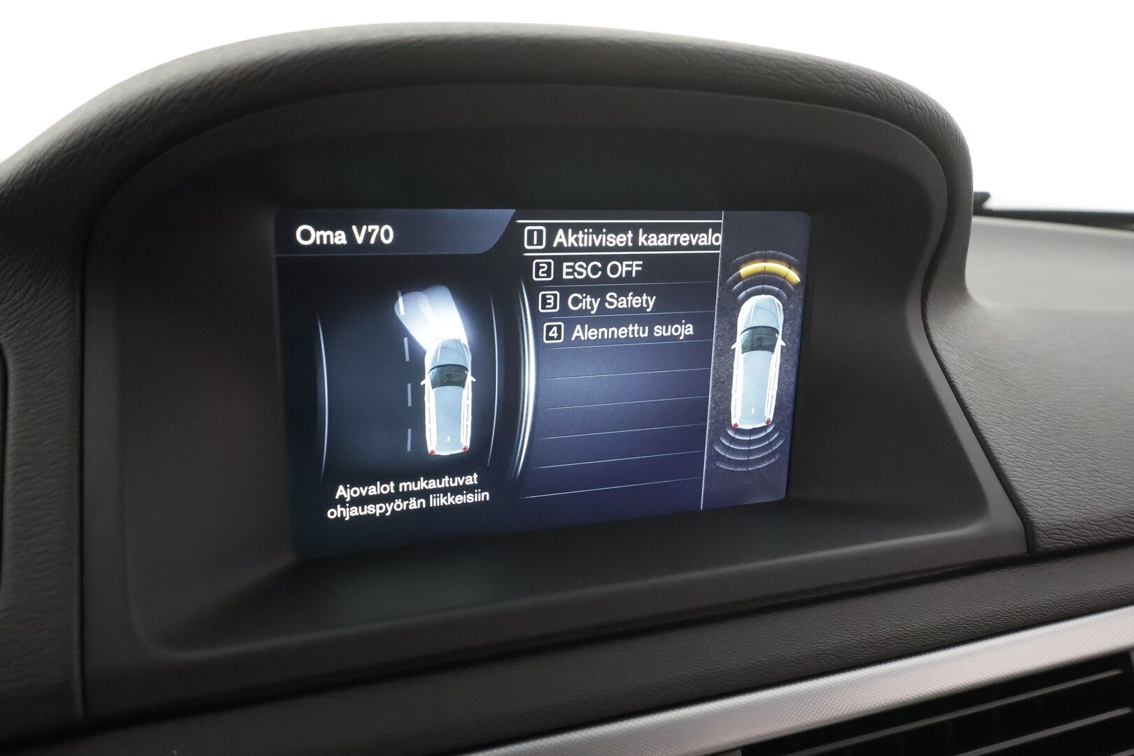 Volvo V70 2014 D4 Summum aut * Facelift / Koukku / Webasto / Vakkari / Navi / Muistipenkki / P.tutkat * - Suomi-auto