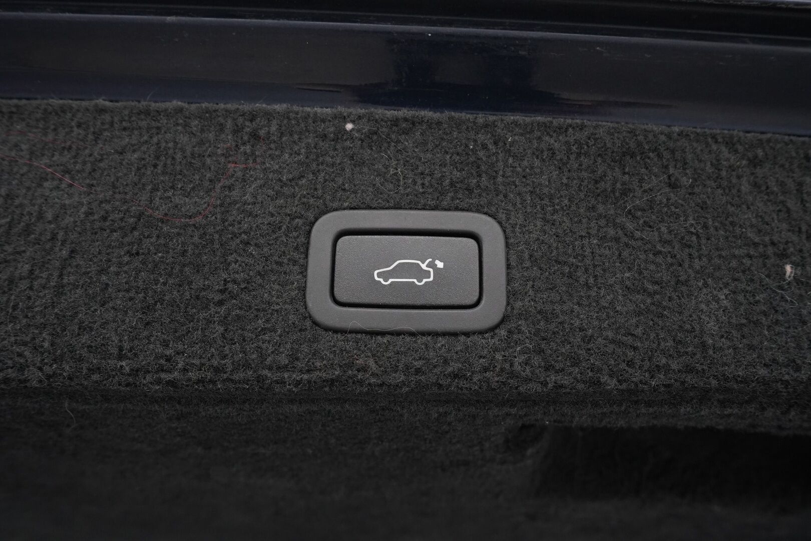 Volvo V70 2014 D4 Business Summum aut *Suomi-auto / Voc / Webasto / Navi / Nahat / KeyLessGo / Xenon / Koukku*