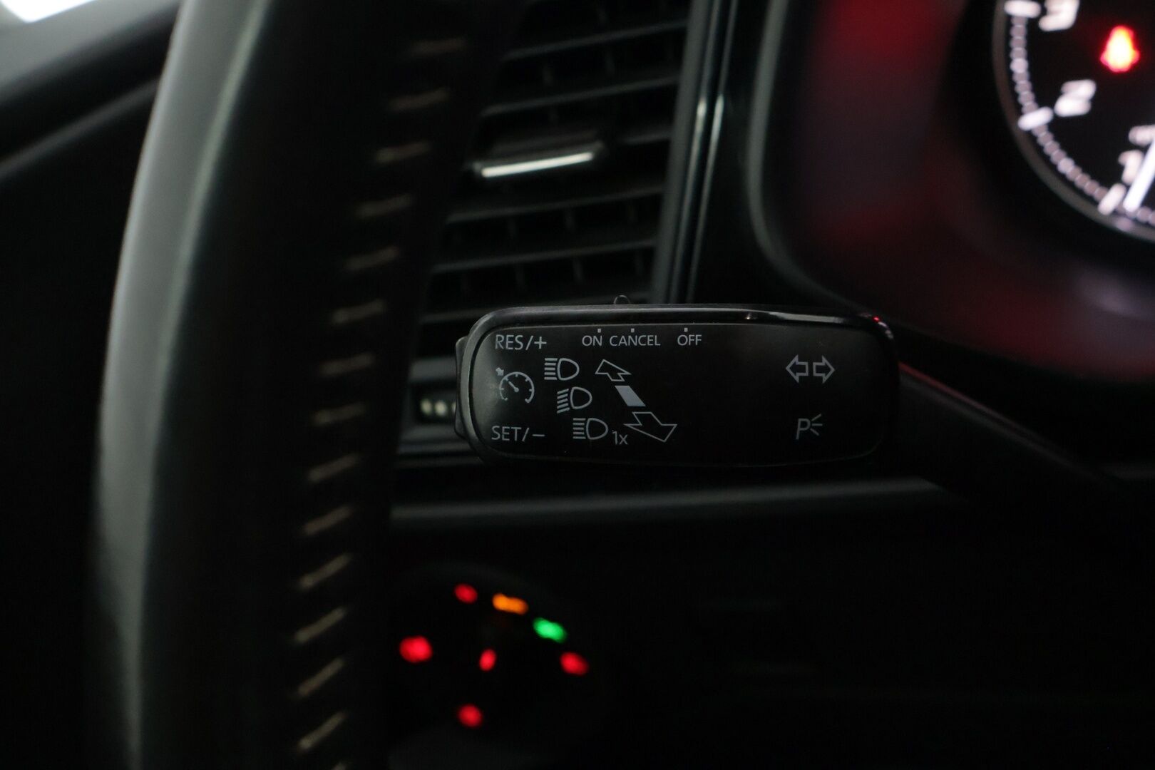 Seat Leon SC 2014 2,0 TSI 280 Cupra * Xenon / Urheiluistuimet / Upea yksilö * - Kytkin vaihdettu / Jarrulevyt ja palat joka nurkkaan / Iskarit vaihdettu *