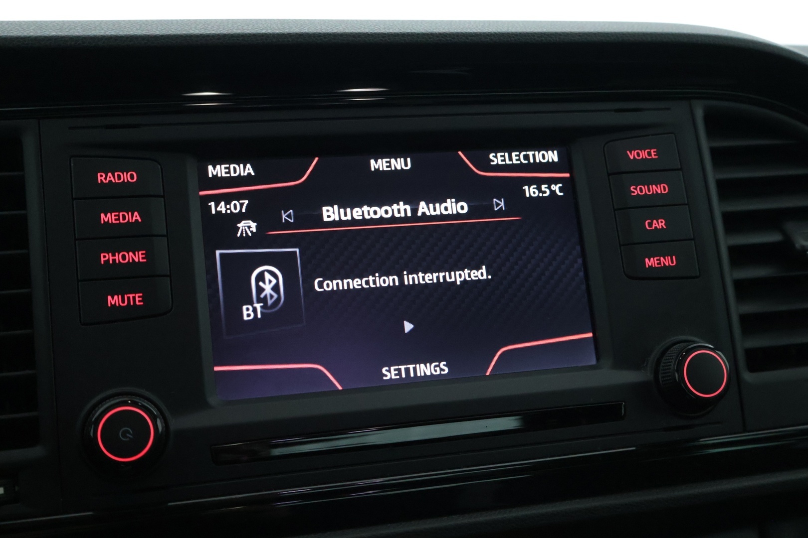 Seat Leon SC 2014 2,0 TSI 280 Cupra * Xenon / Urheiluistuimet / Upea yksilö * - Kytkin vaihdettu / Jarrulevyt ja palat joka nurkkaan / Iskarit vaihdettu *