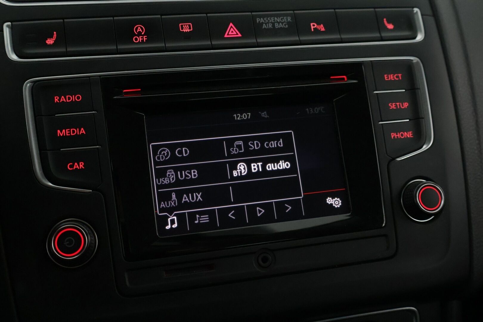 Volkswagen Polo 2014 Comfortline 1,2 TSI 66 kW BlueMotion Technology DSG 4ov *Suomi-auto / Vakkari / Tutkat / BT* - 2x renkaat ja aluvanteilla / Metalliväri - HULLUT AVAJAISHULINAT KORKOTARJOUS 3,29 %