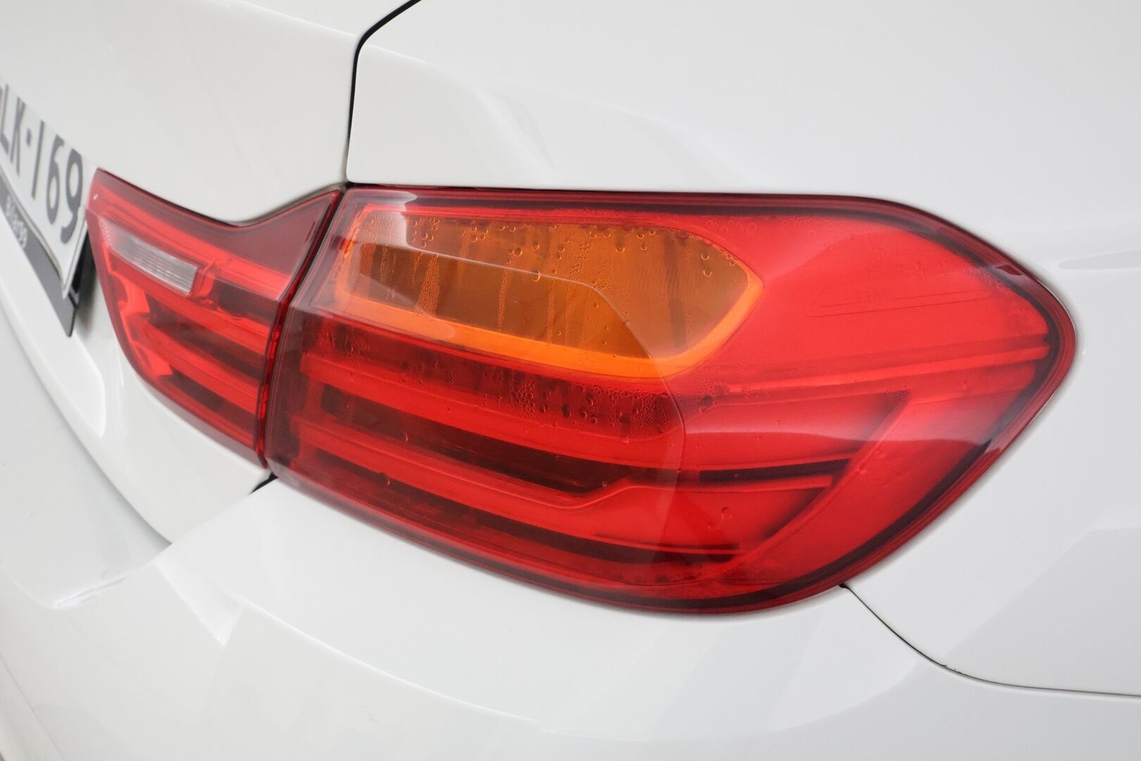 BMW 420 2015 F36 Gran Coupe 420i A Business M Sport - *Myydän Huutokaupat.com:issa | Vakkari | M-Sport | Automaattiset pitkät | Ratin lämmitin | Tutkat | Kahdet renkaat aluvanteilla |