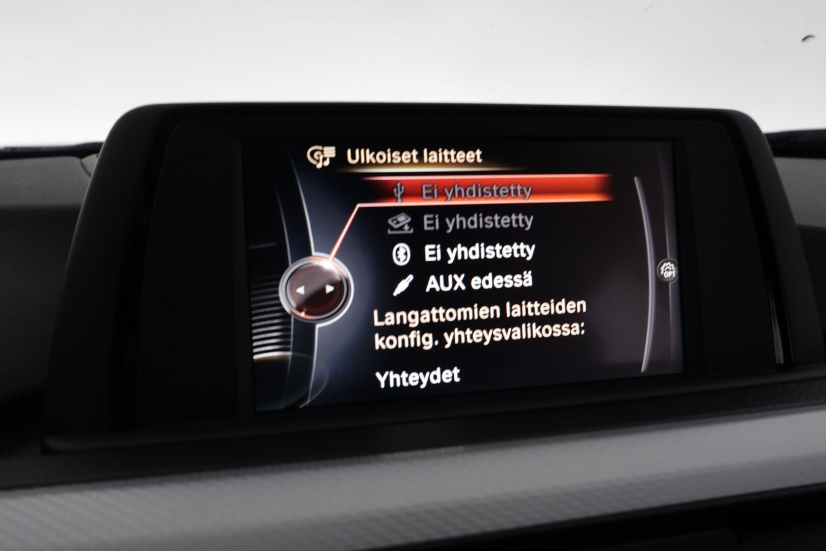 BMW 420 2015 F36 Gran Coupe 420i A Business M Sport - *Myydän Huutokaupat.com:issa | Vakkari | M-Sport | Automaattiset pitkät | Ratin lämmitin | Tutkat | Kahdet renkaat aluvanteilla |